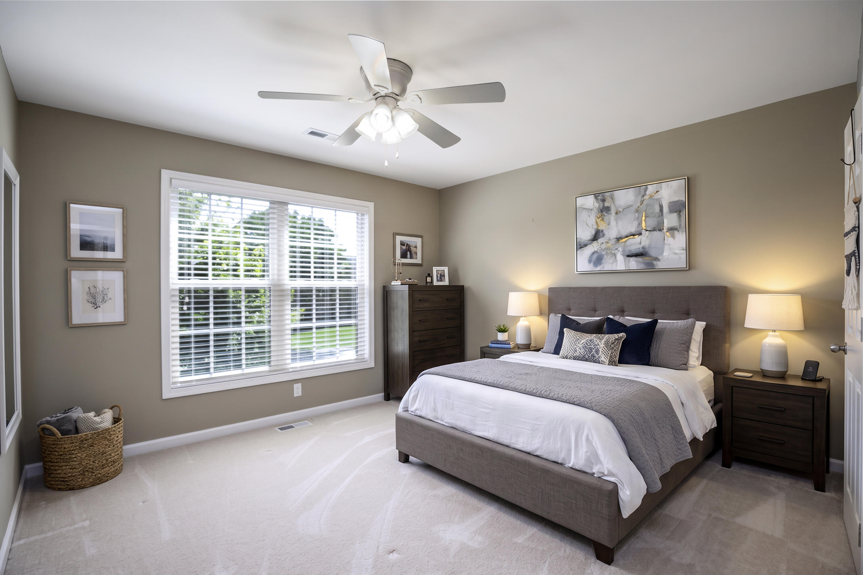 393 Gleneagles Way Property Photo 17