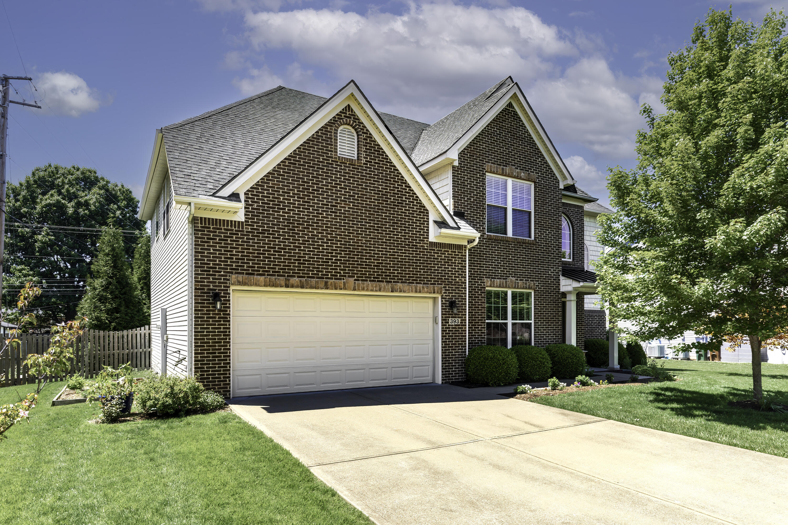 393 Gleneagles Way Property Photo 38