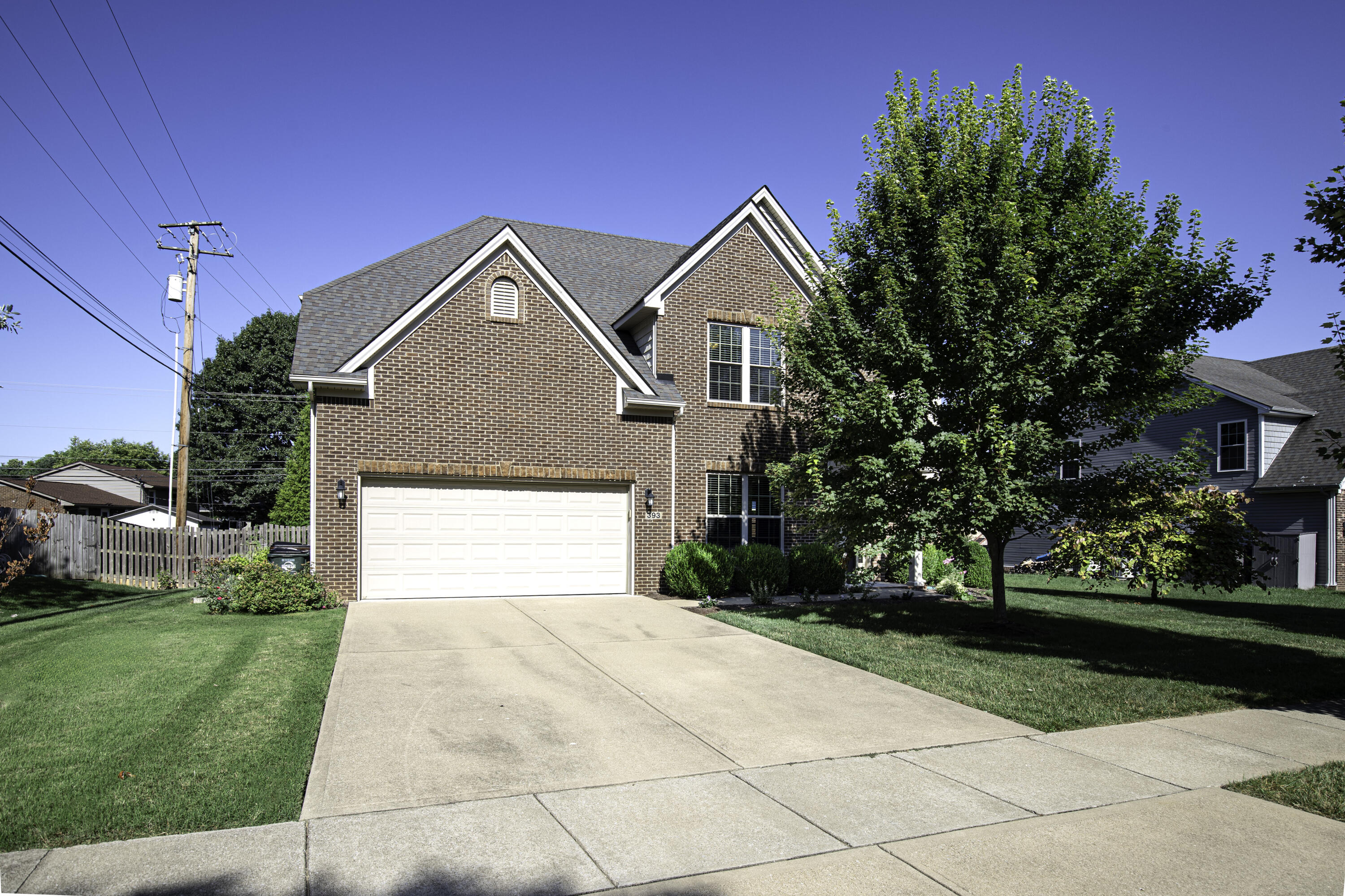 393 Gleneagles Way Property Photo 39