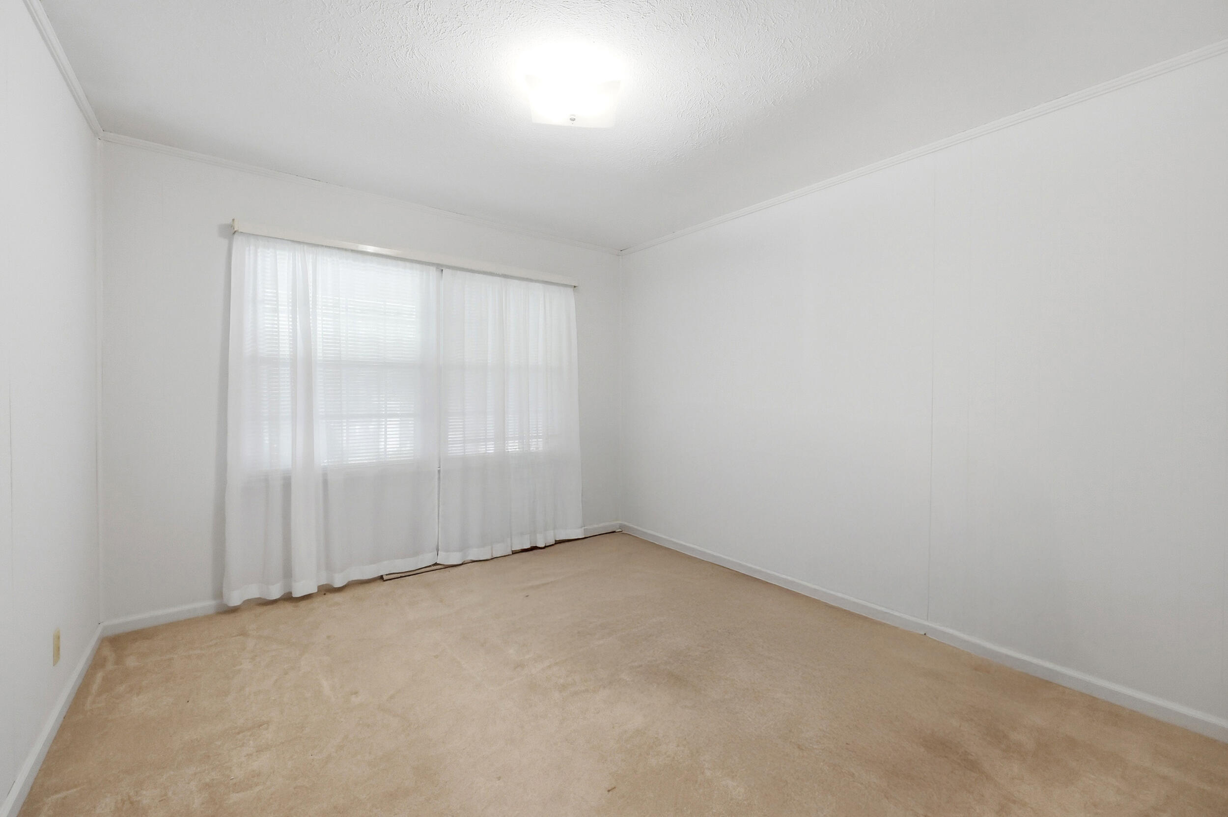 115 Park Lane Property Photo 33