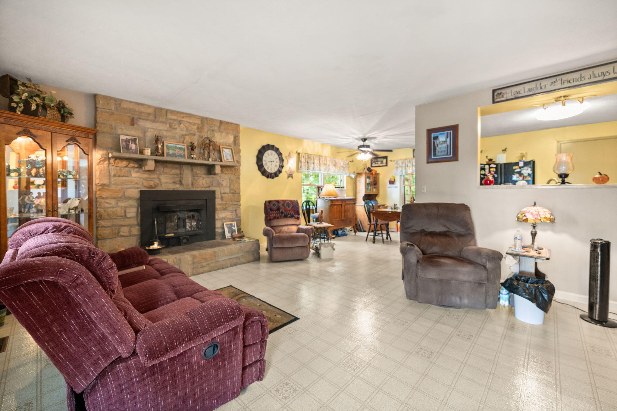 109 Everett Lane Property Photo 11