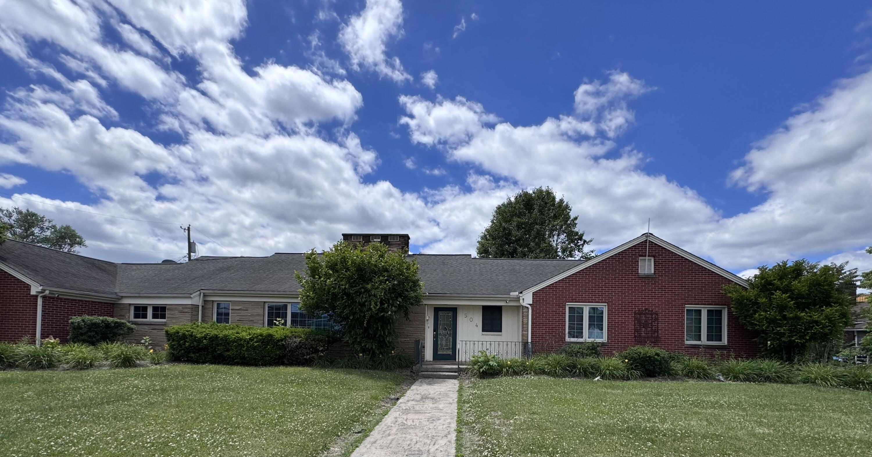 504 S Kentucky Avenue Property Photo 1