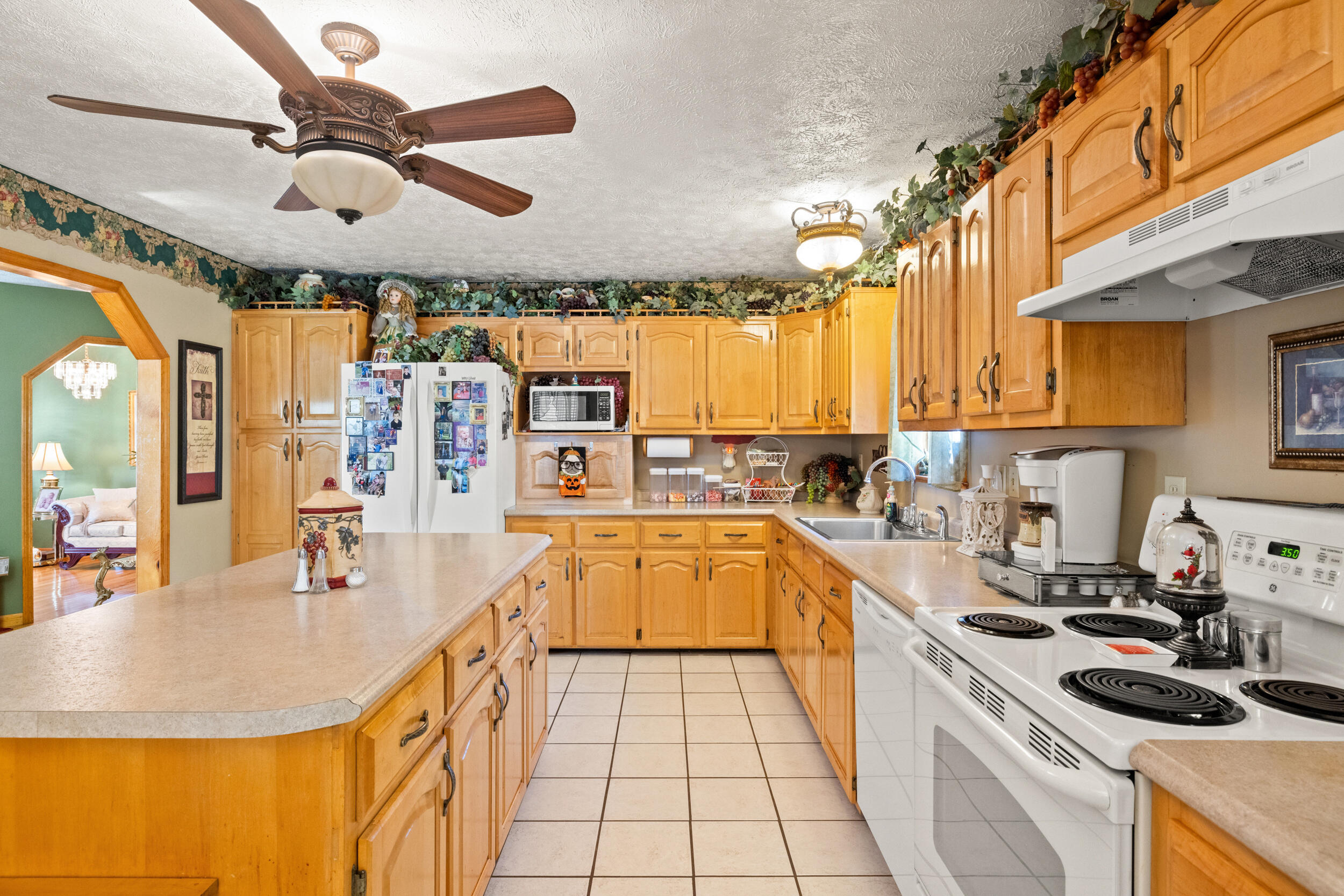 340 Dean Road Property Photo 12