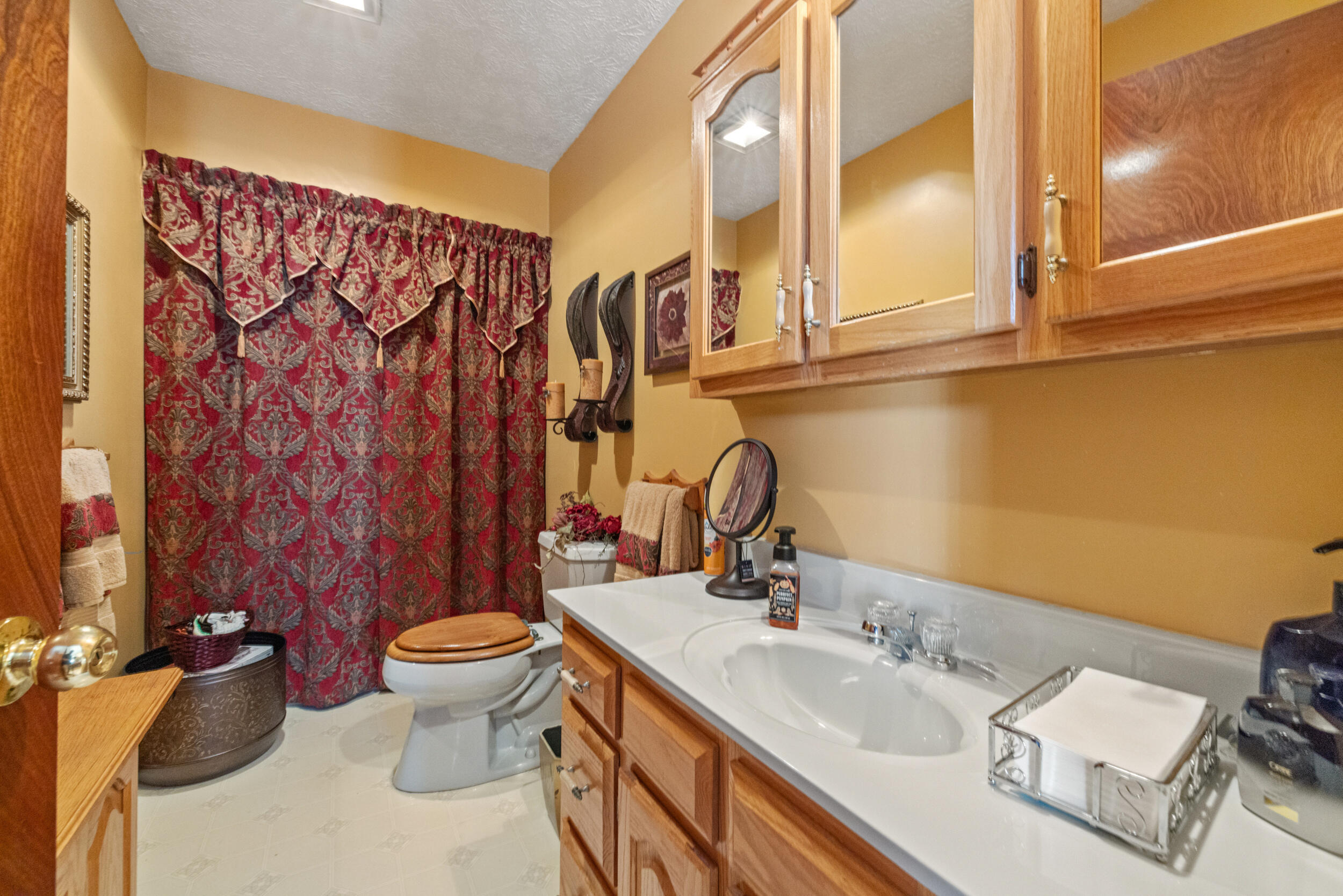 340 Dean Road Property Photo 17