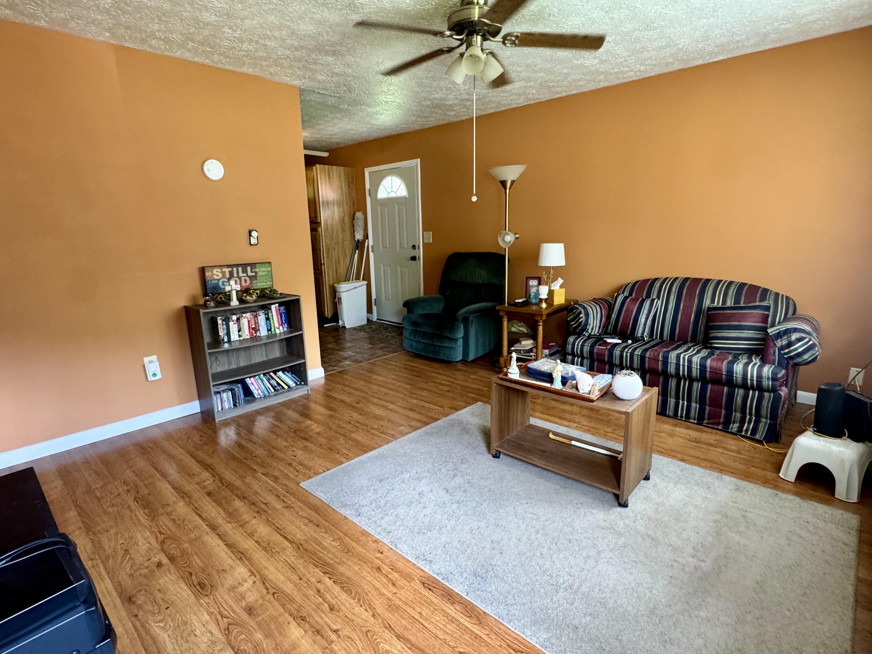 809 Boone Place Property Photo 6
