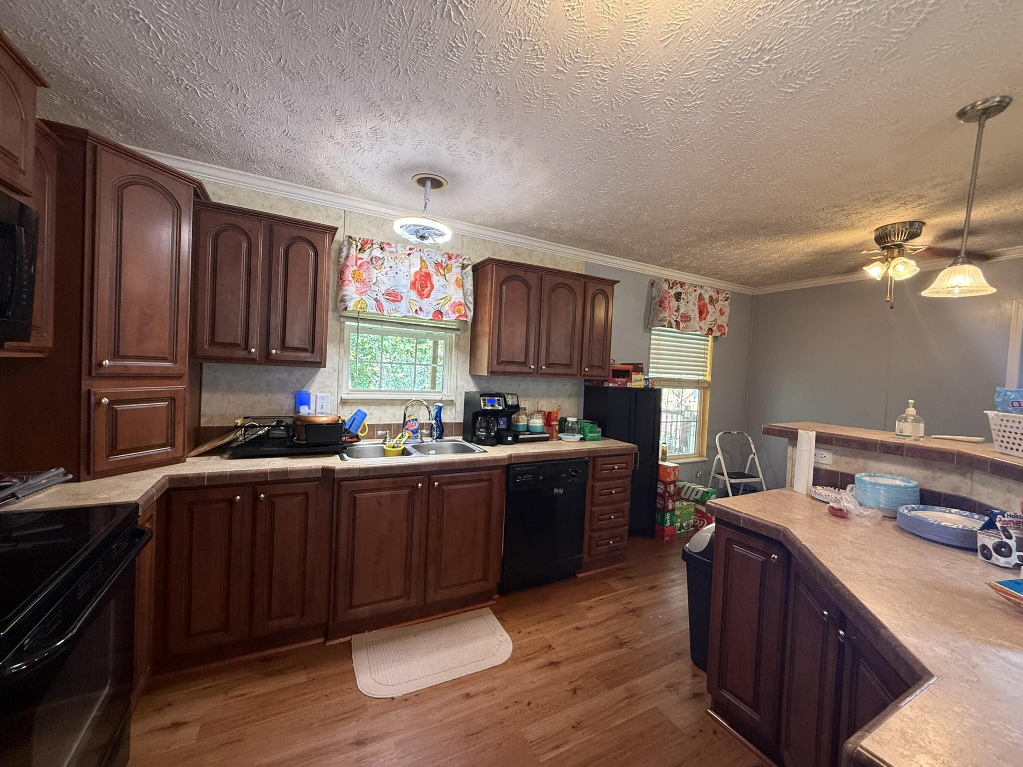 266 Carmel Lane Property Photo 25