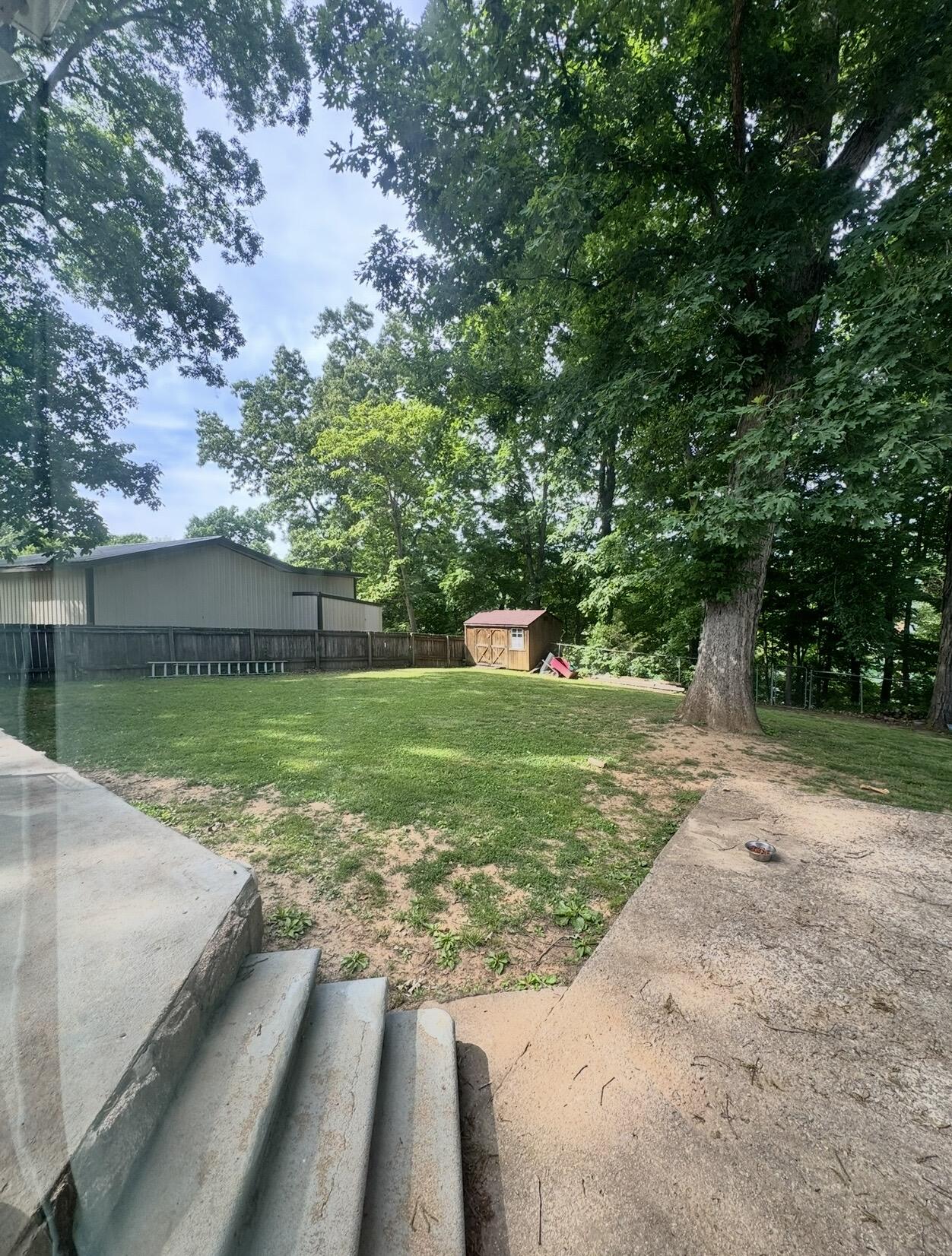 736 E Lakeshore Drive Property Photo 19