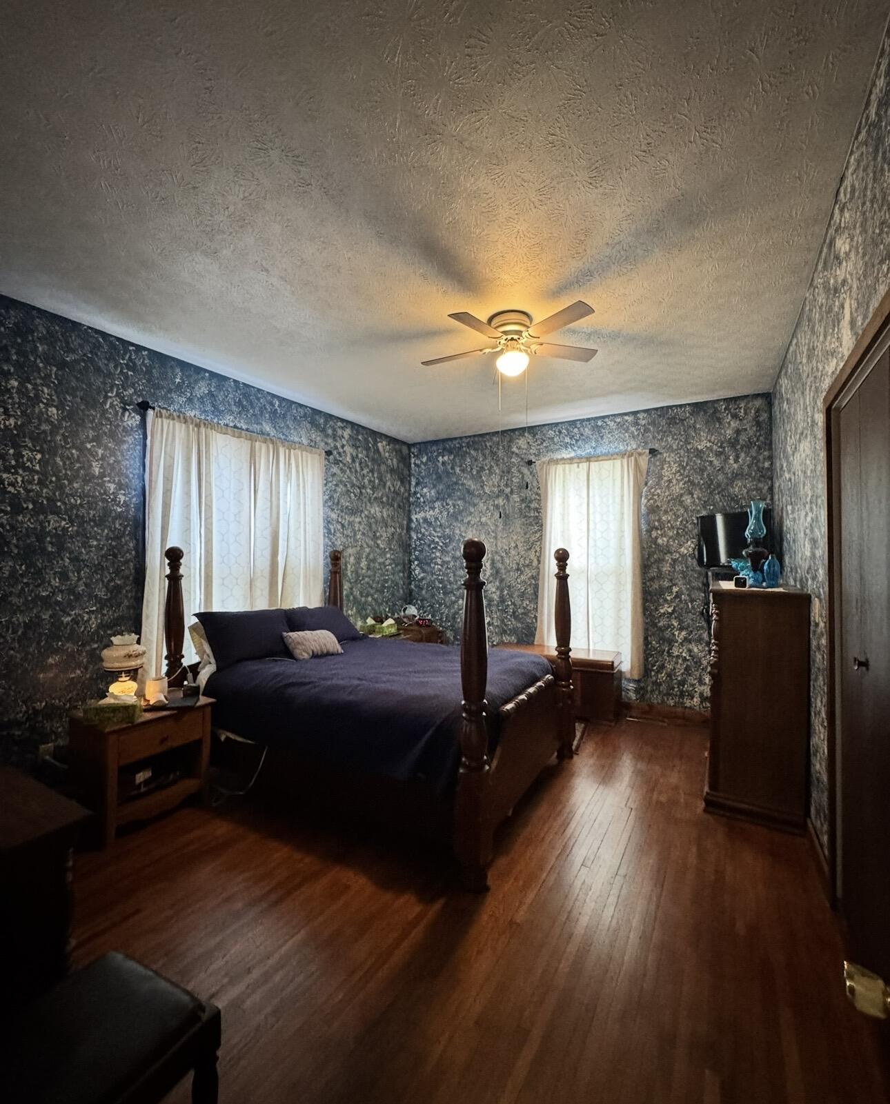 736 E Lakeshore Drive Property Photo 40