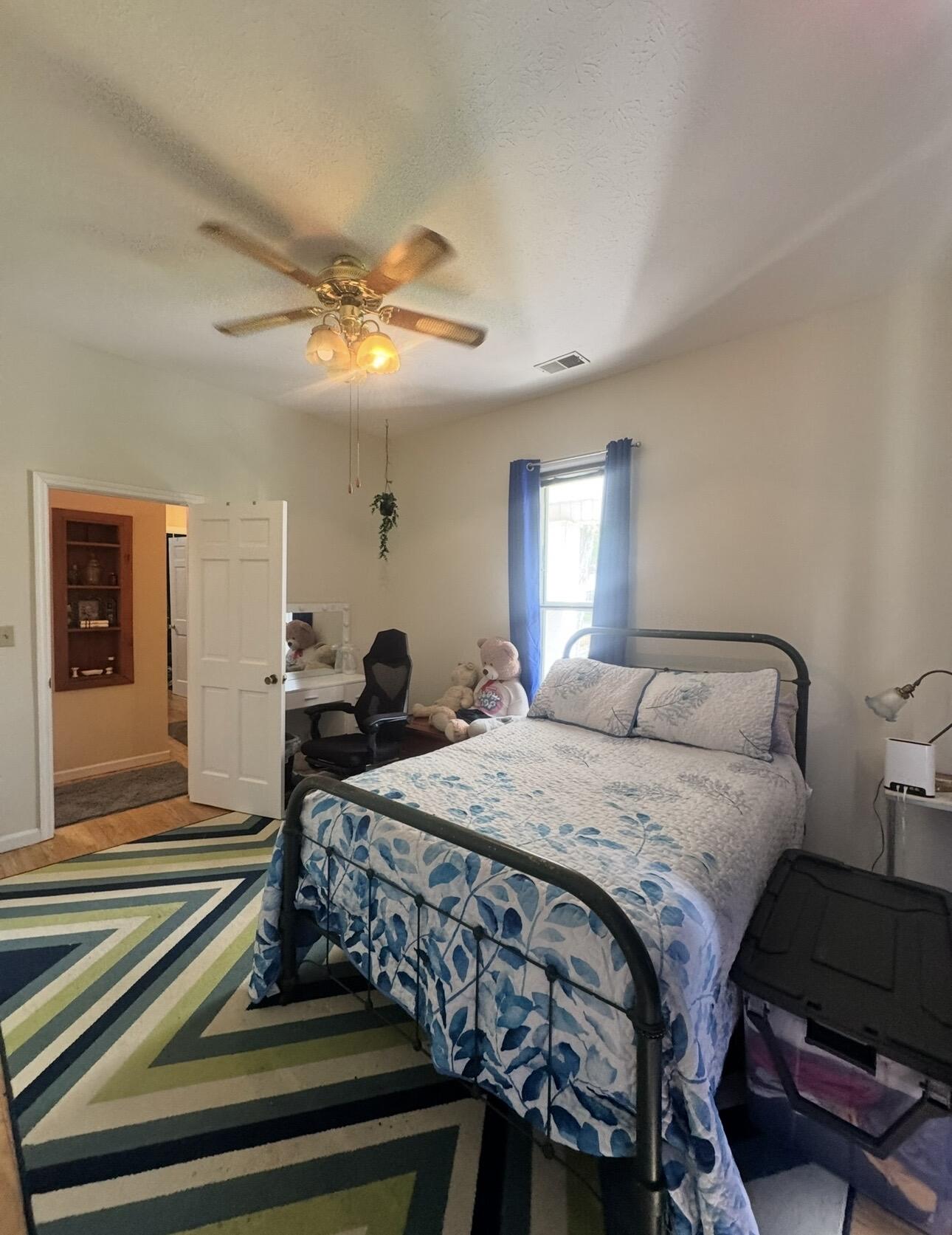736 E Lakeshore Drive Property Photo 50