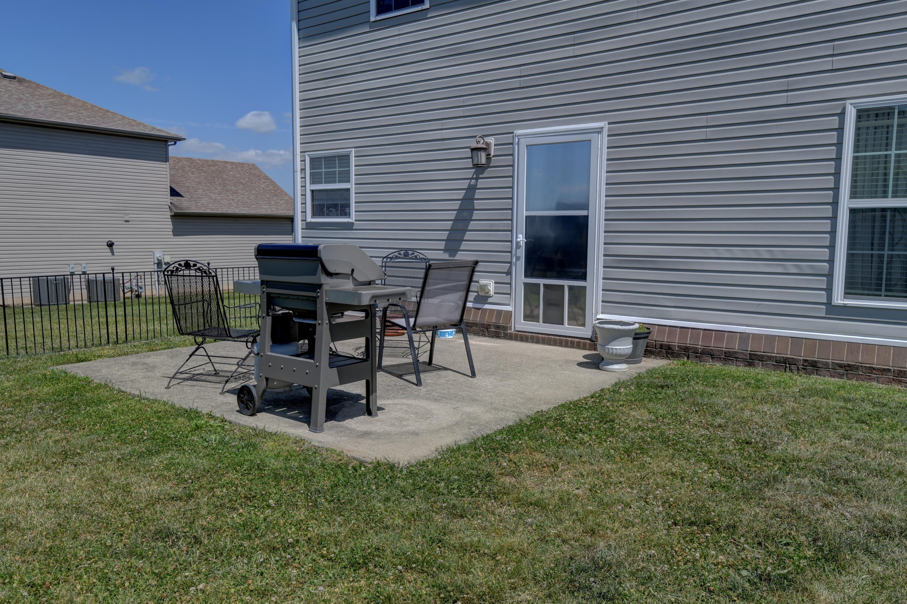 617 Fairfax Lane Property Photo 24