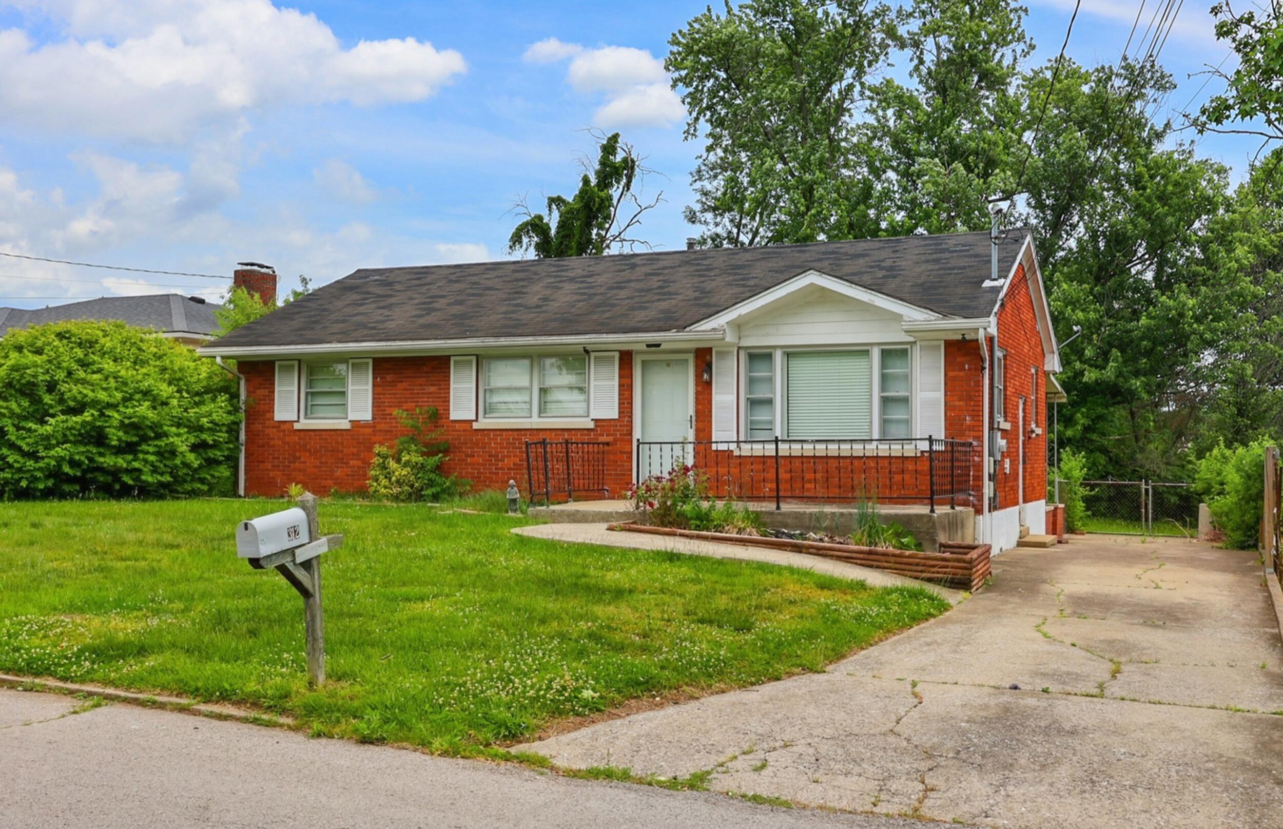 312 Logan Avenue Property Photo 3