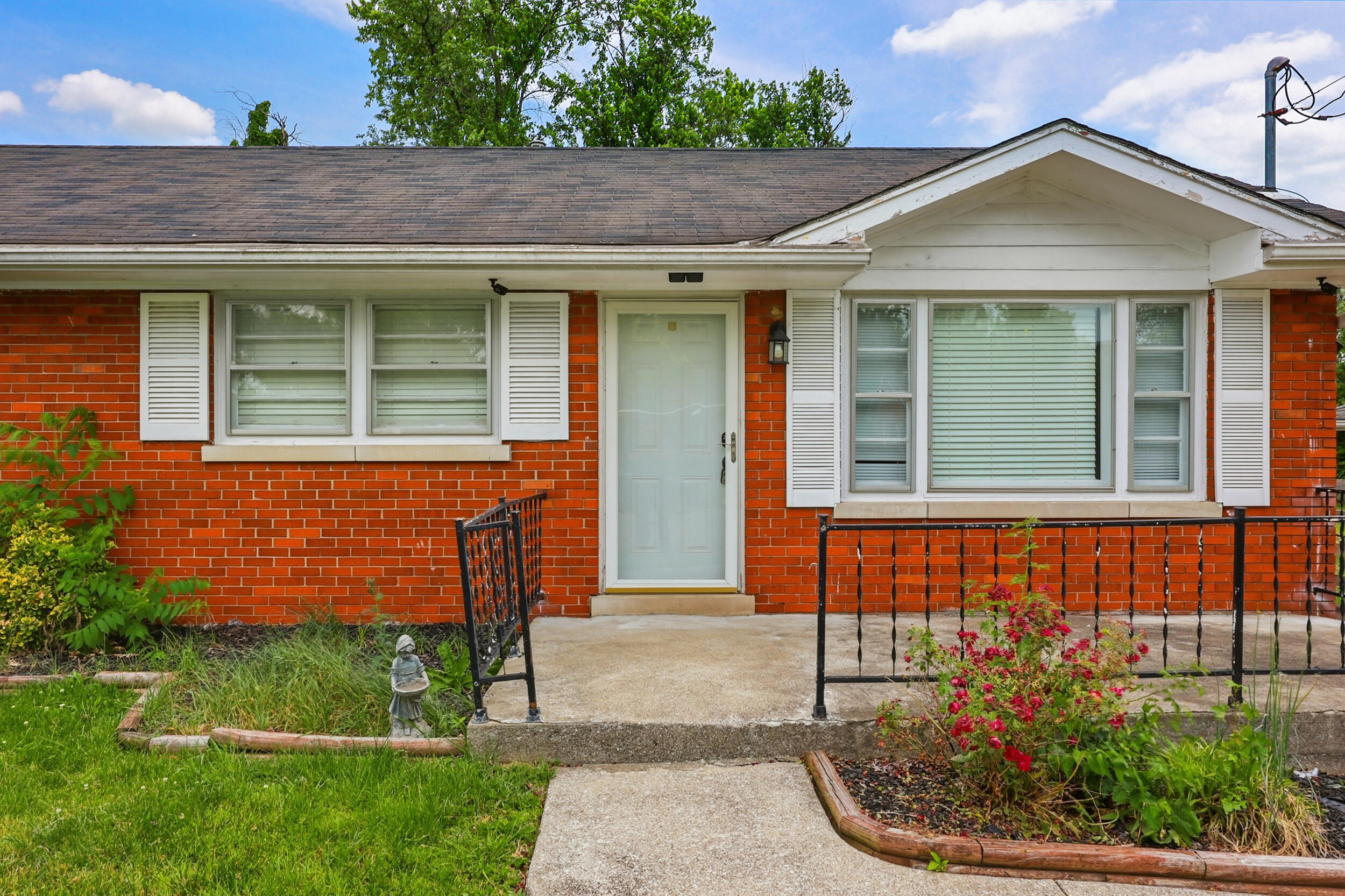 312 Logan Avenue Property Photo 4
