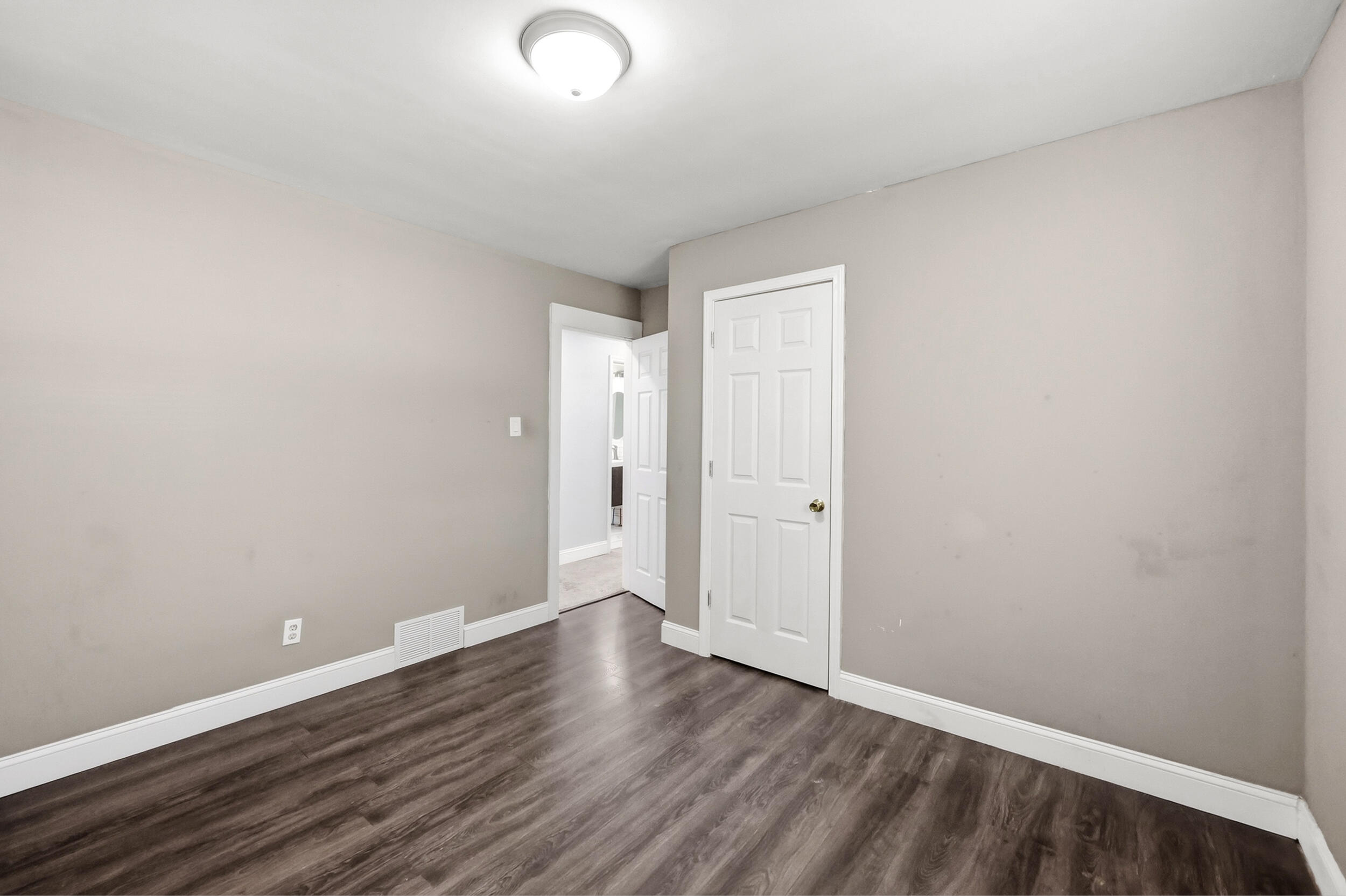 312 Logan Avenue Property Photo 17