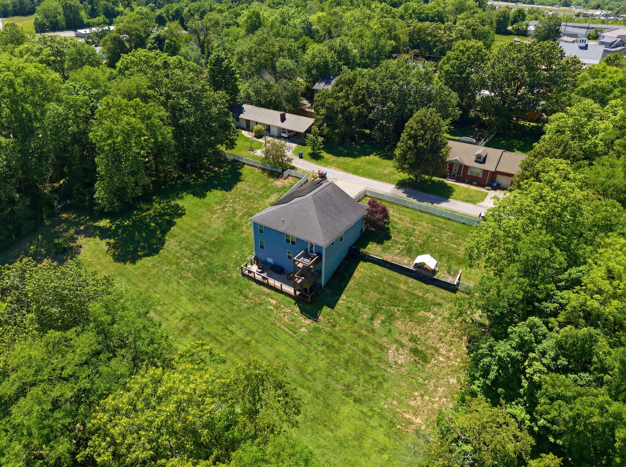 108 Bartlett Court Property Photo 37