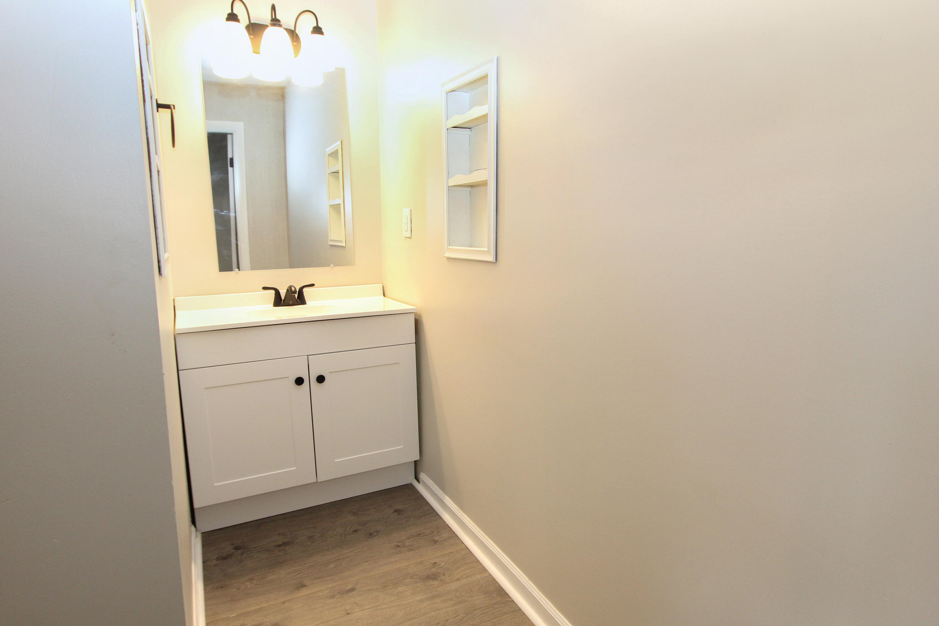 209 Boone Avenue Property Photo 6