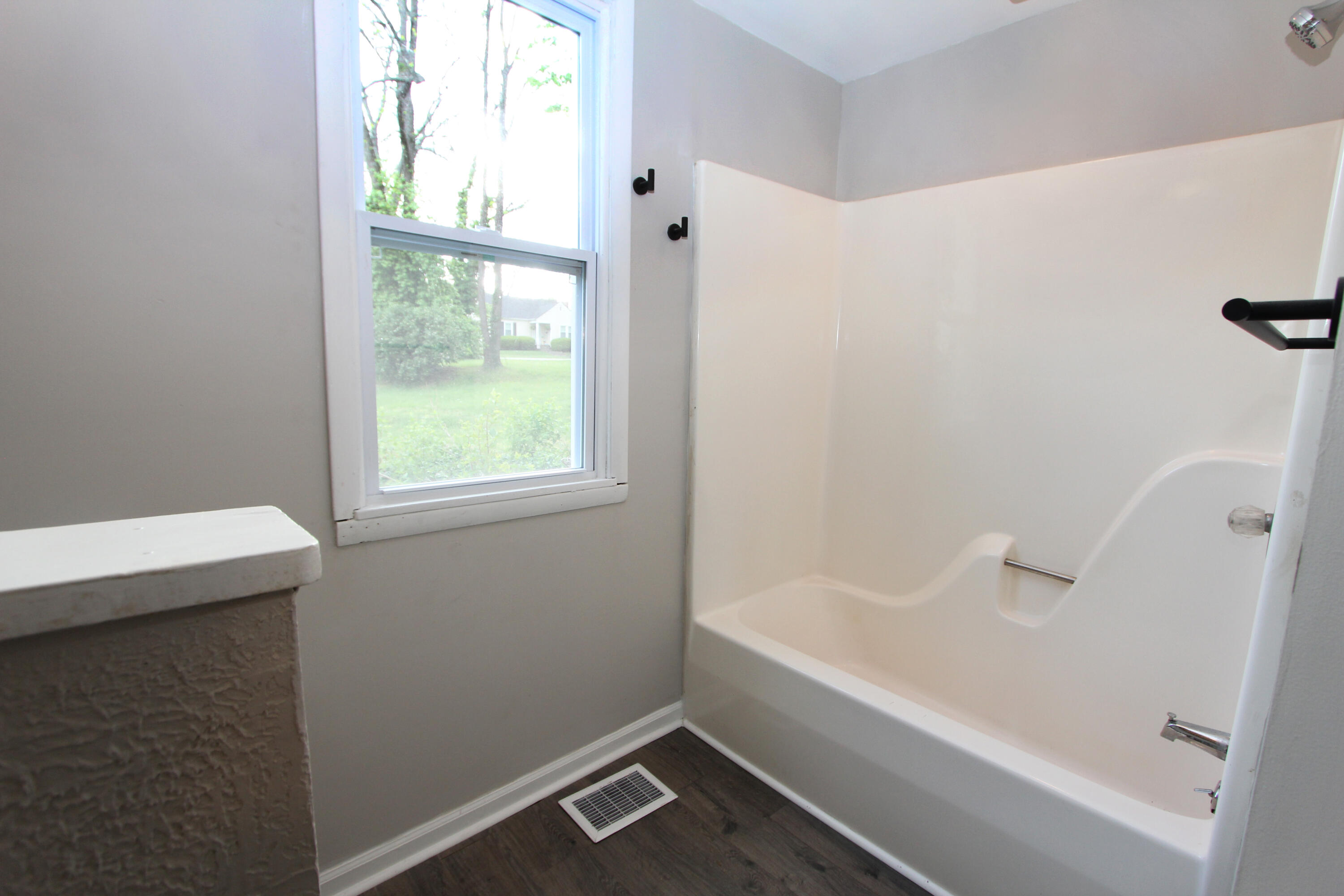 209 Boone Avenue Property Photo 7