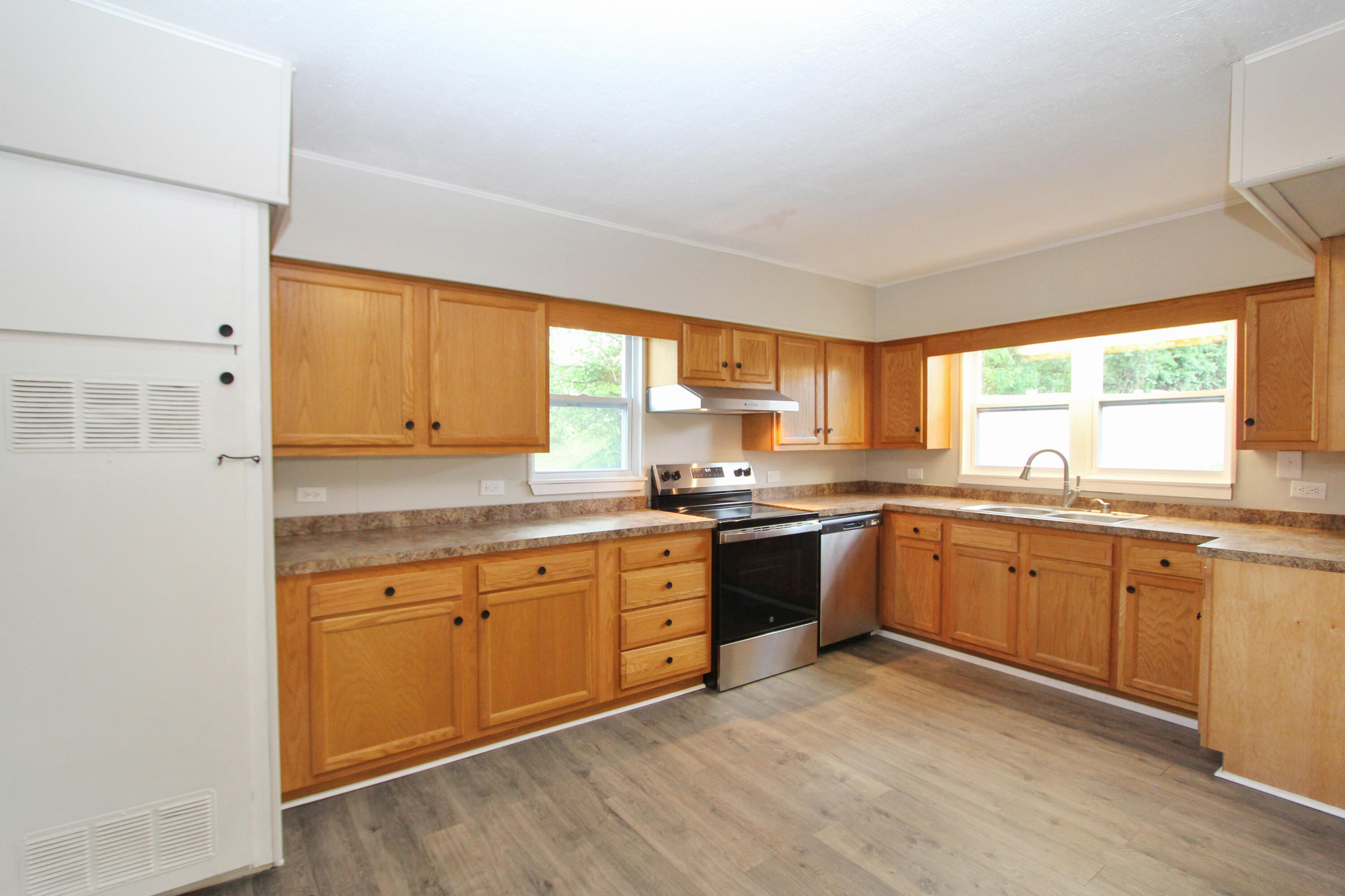 209 Boone Avenue Property Photo 13