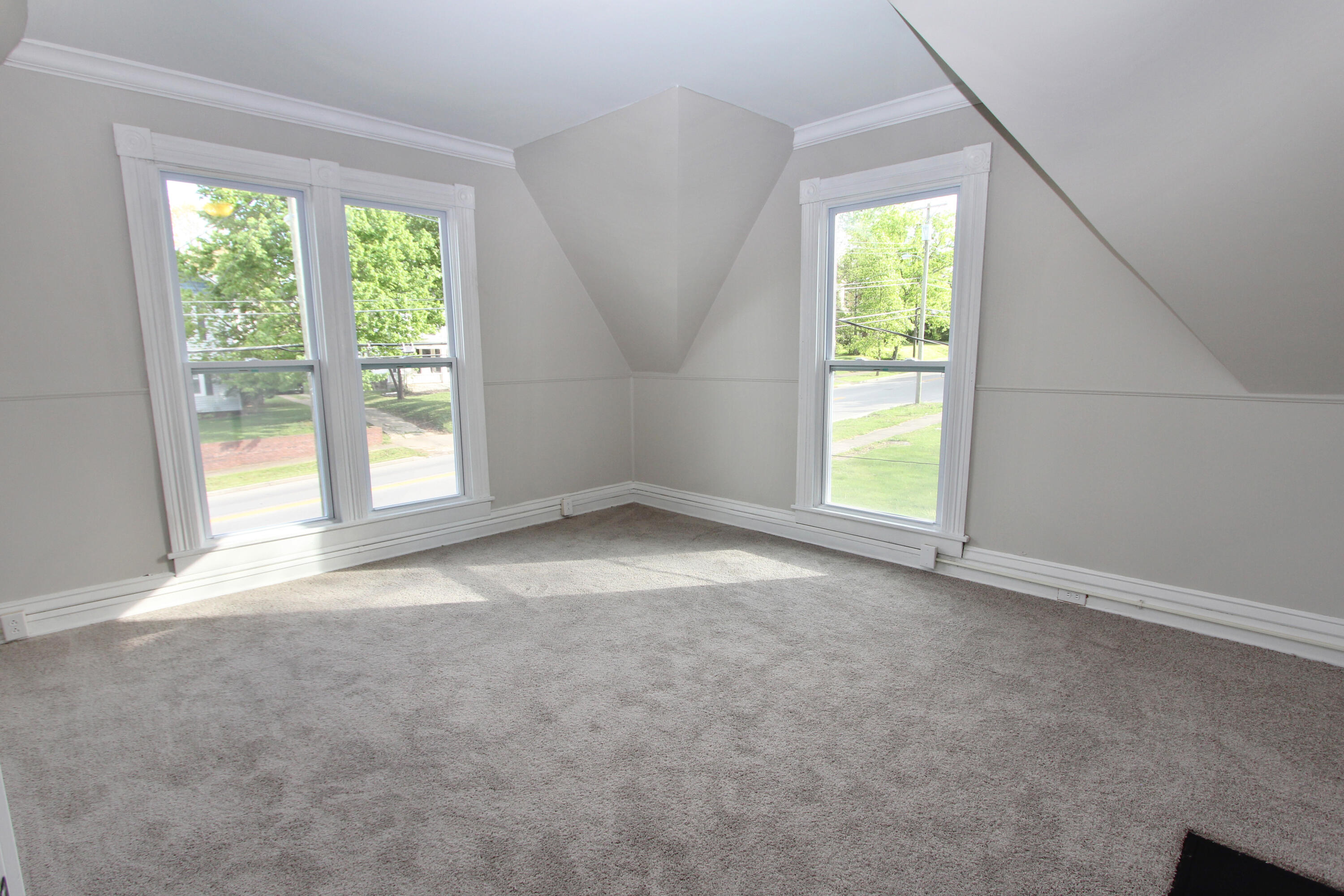 209 Boone Avenue Property Photo 18