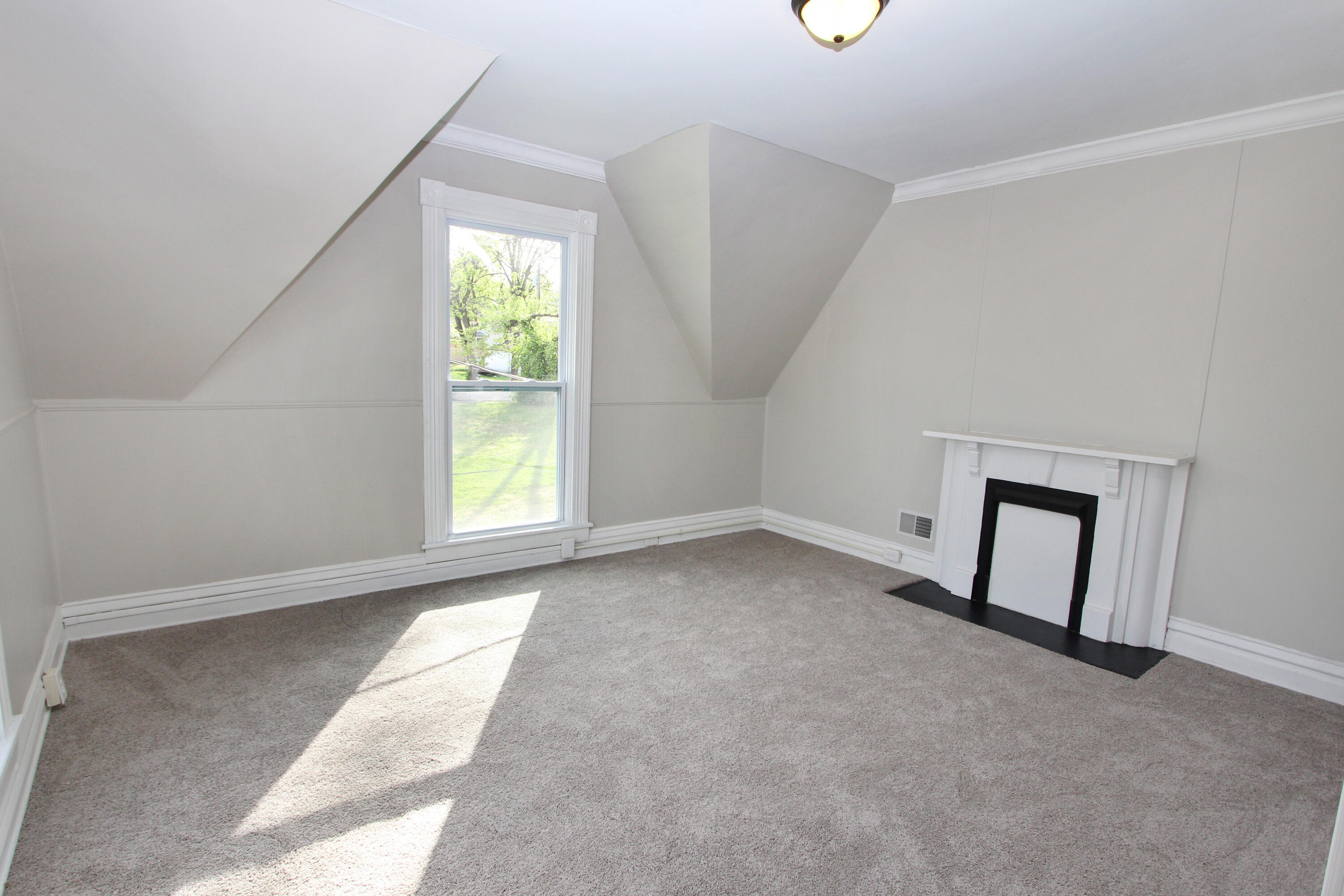209 Boone Avenue Property Photo 19