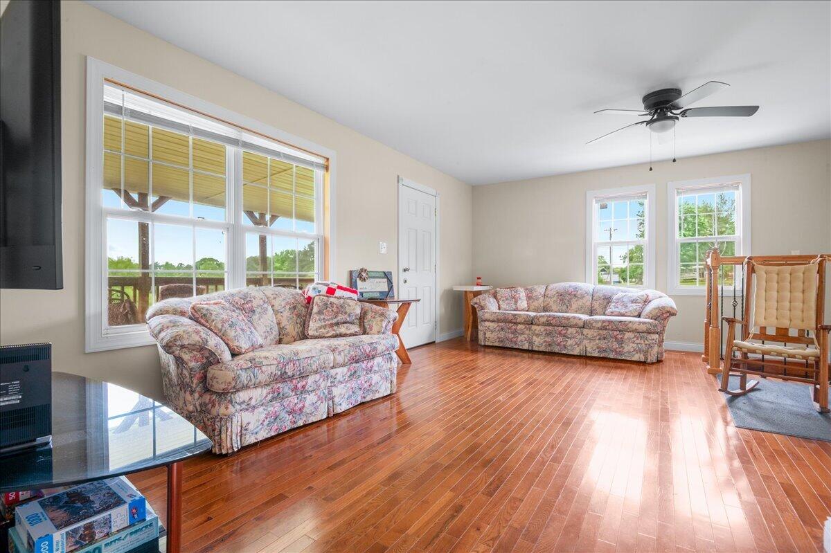 181 Little Arthur Ridge Road Property Photo 7