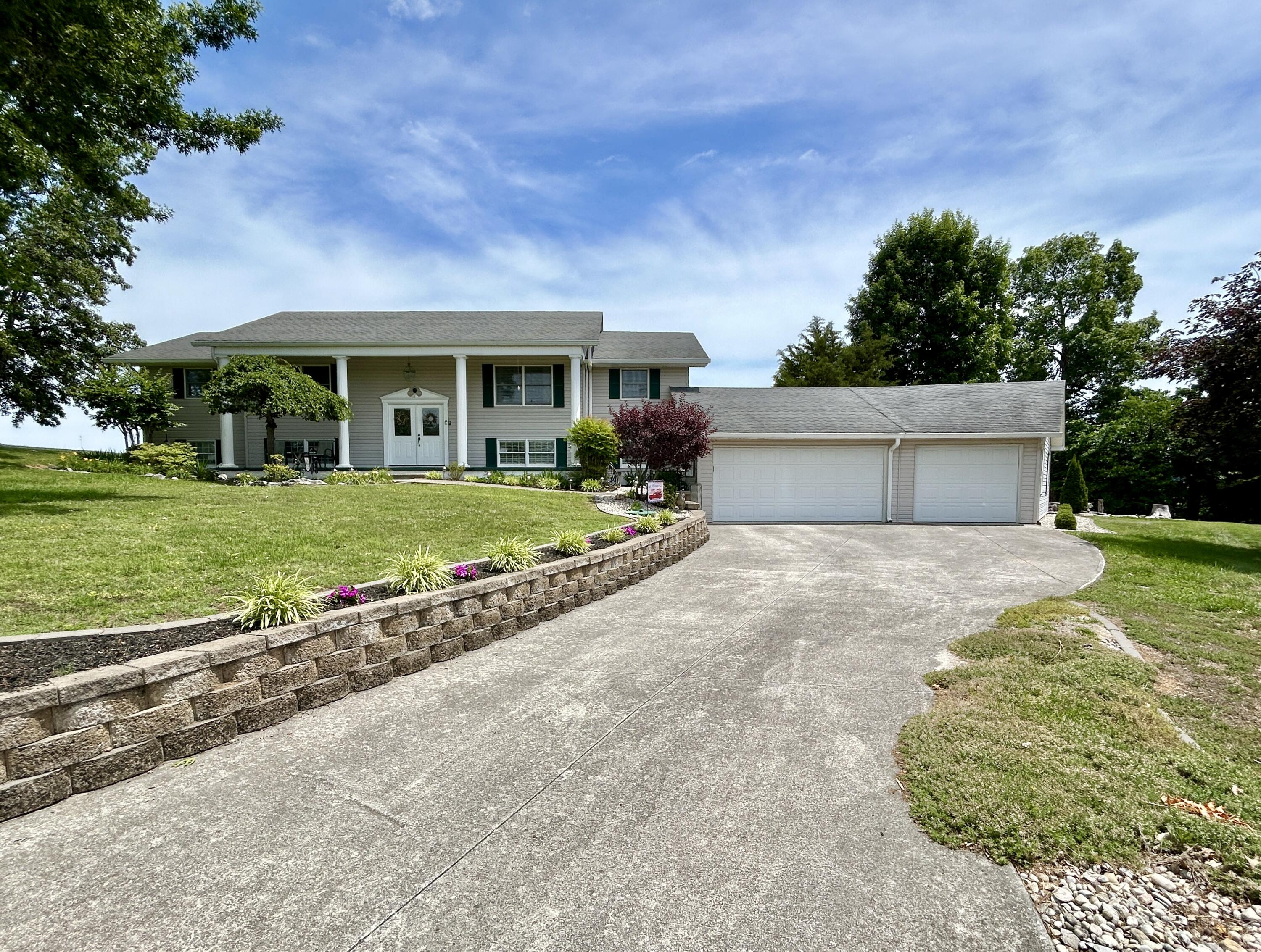 30 Highview Circle Property Photo 2