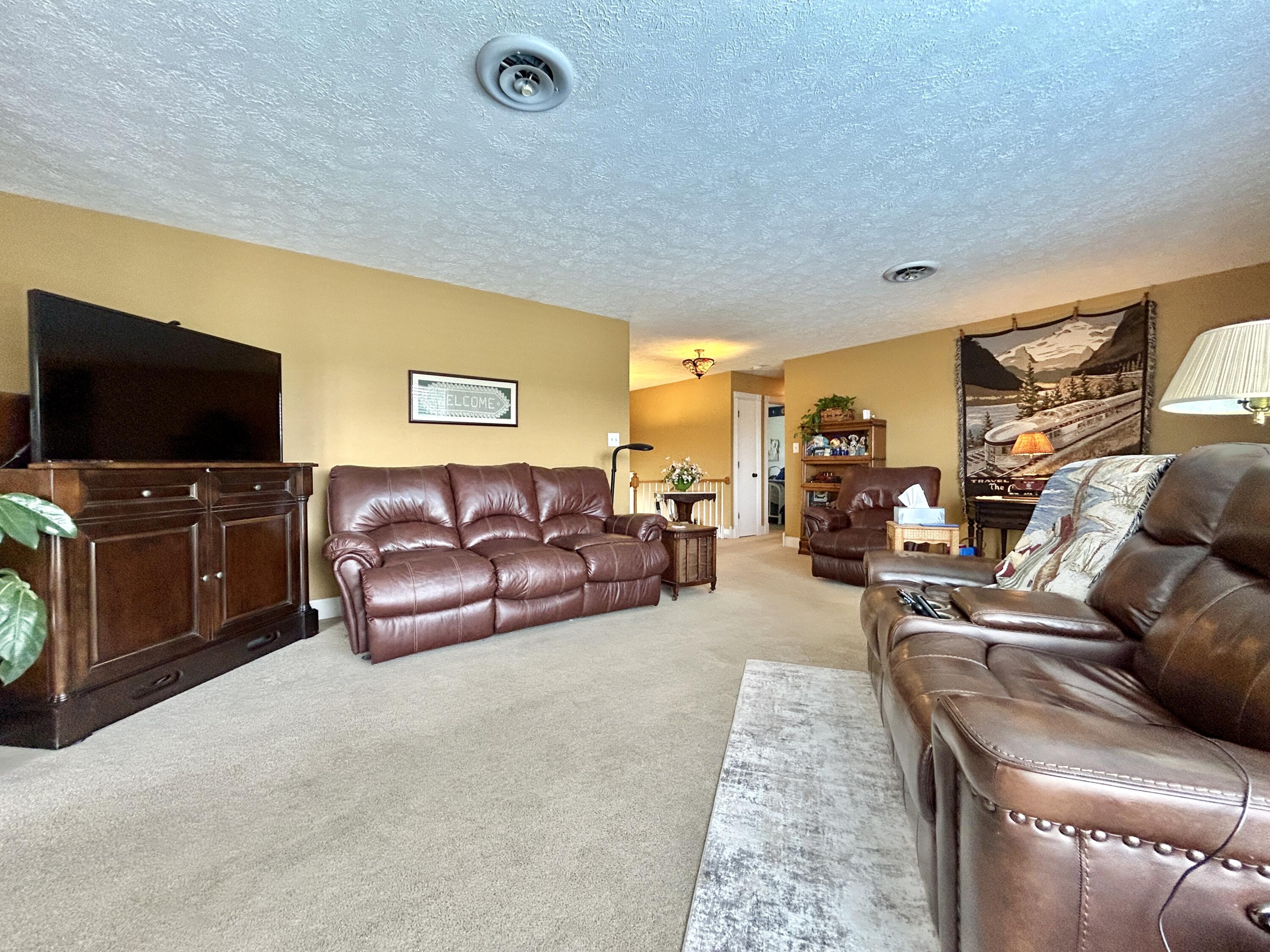 30 Highview Circle Property Photo 21