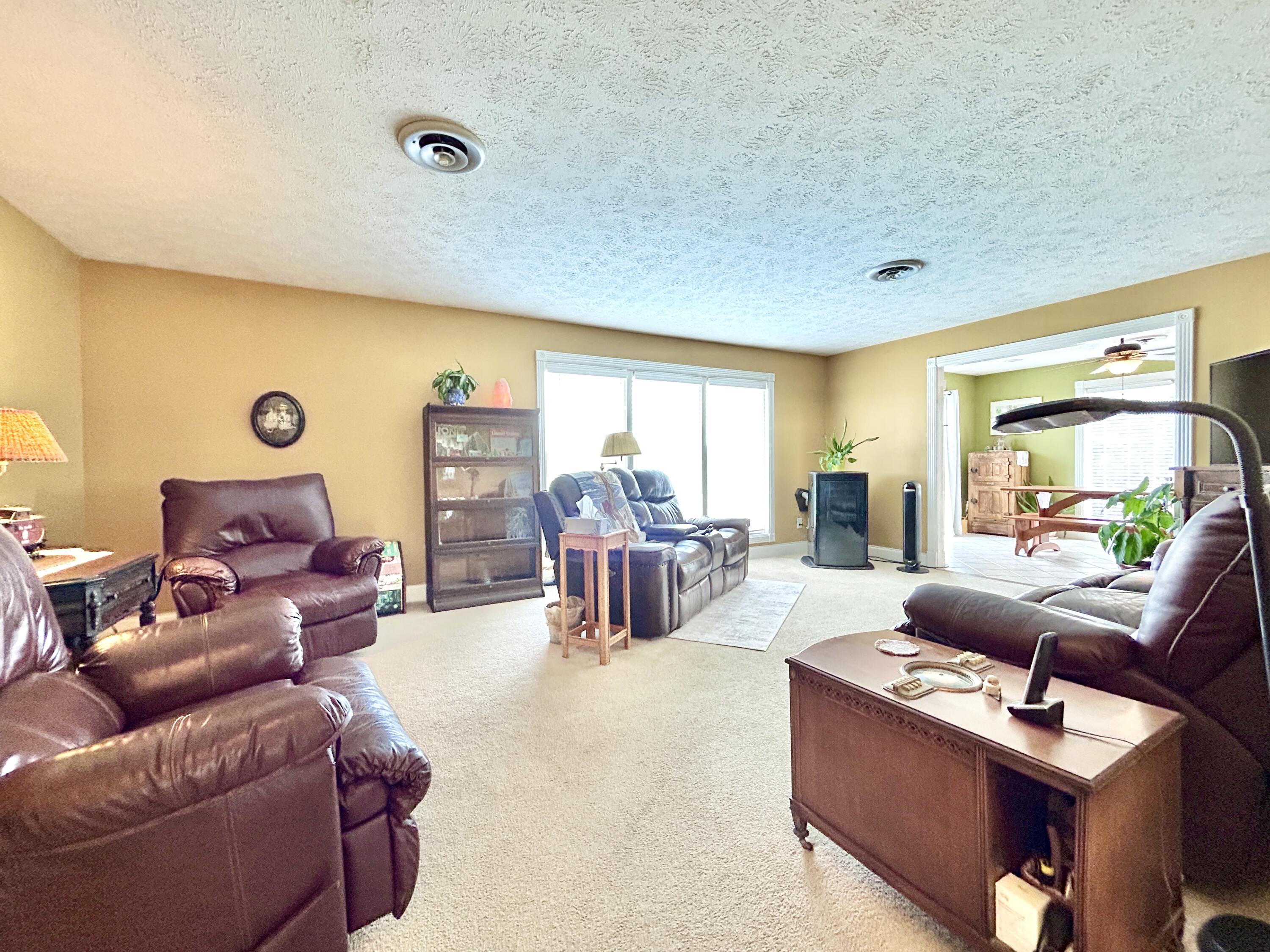 30 Highview Circle Property Photo 23