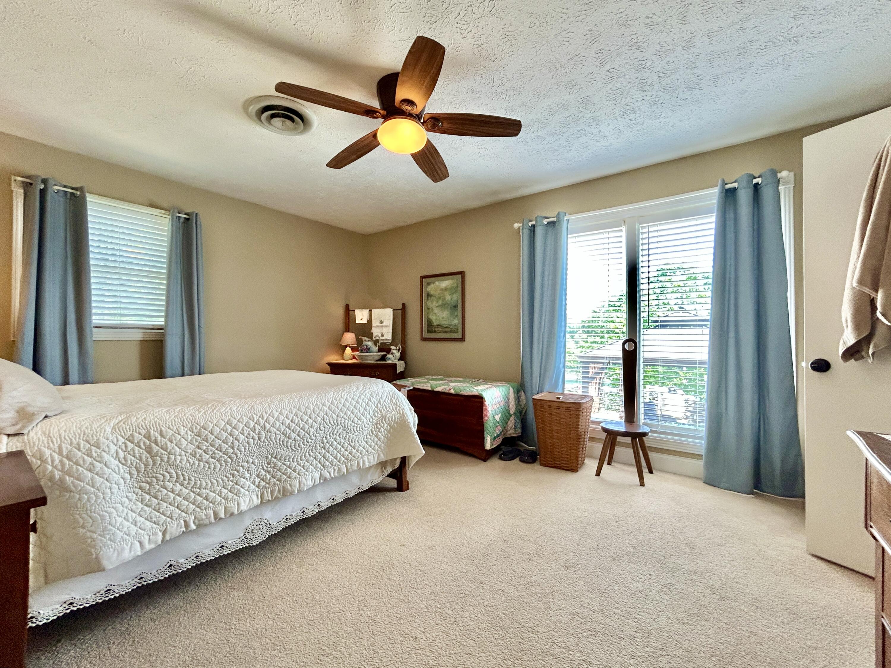 30 Highview Circle Property Photo 44