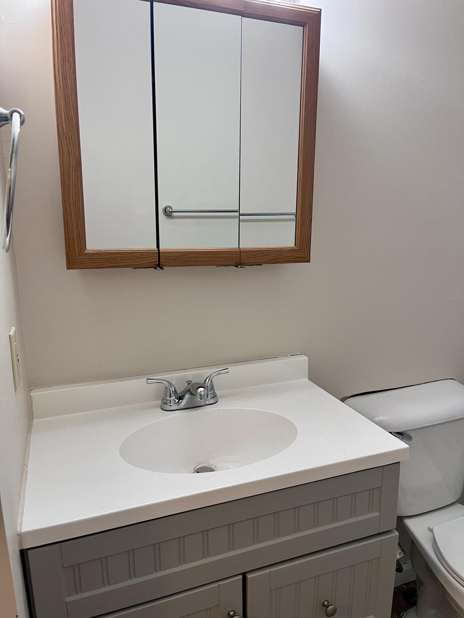 122 Somerhill Drive Property Photo 15