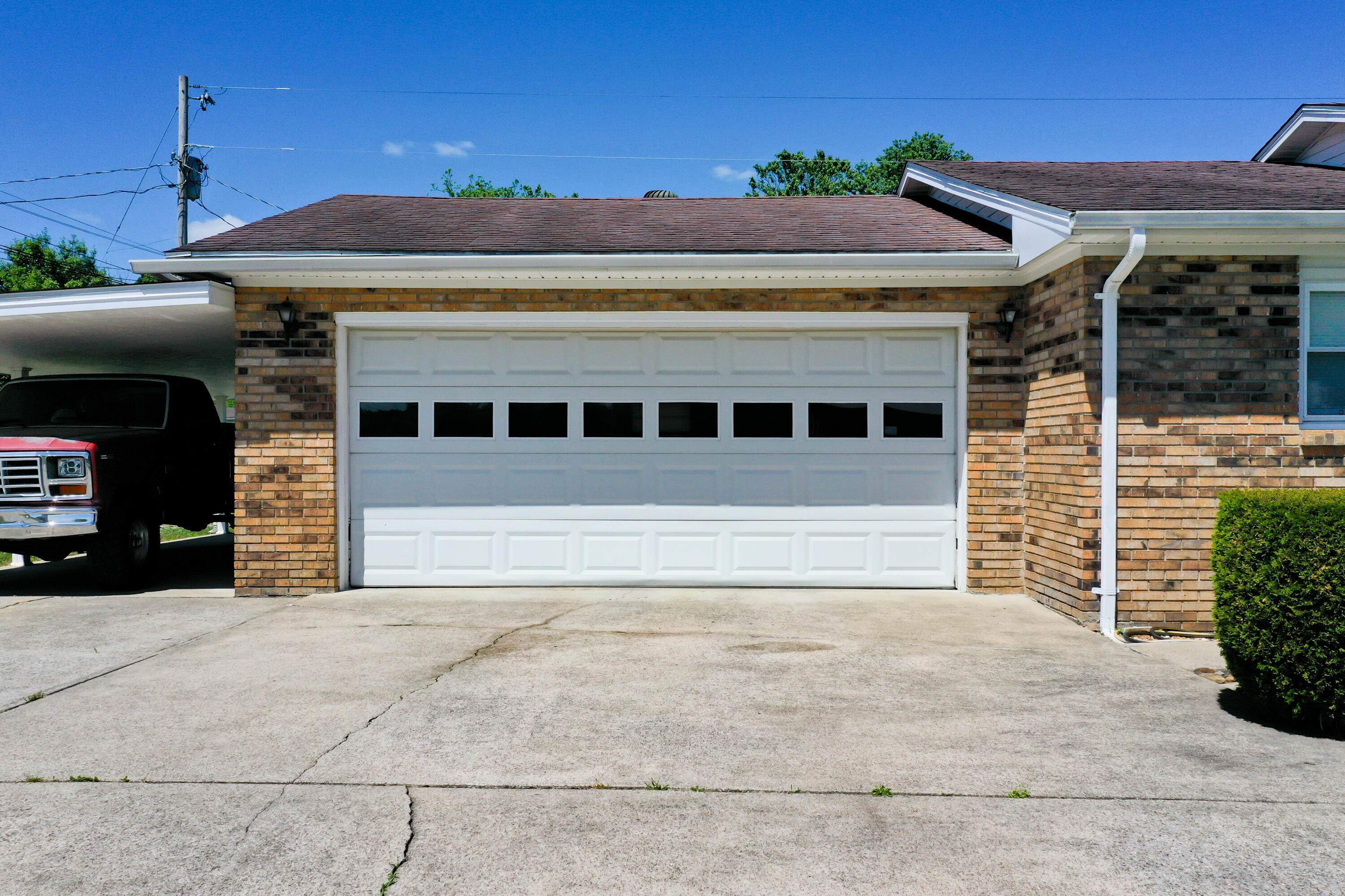 2015 Old Whitley Road Property Photo 6