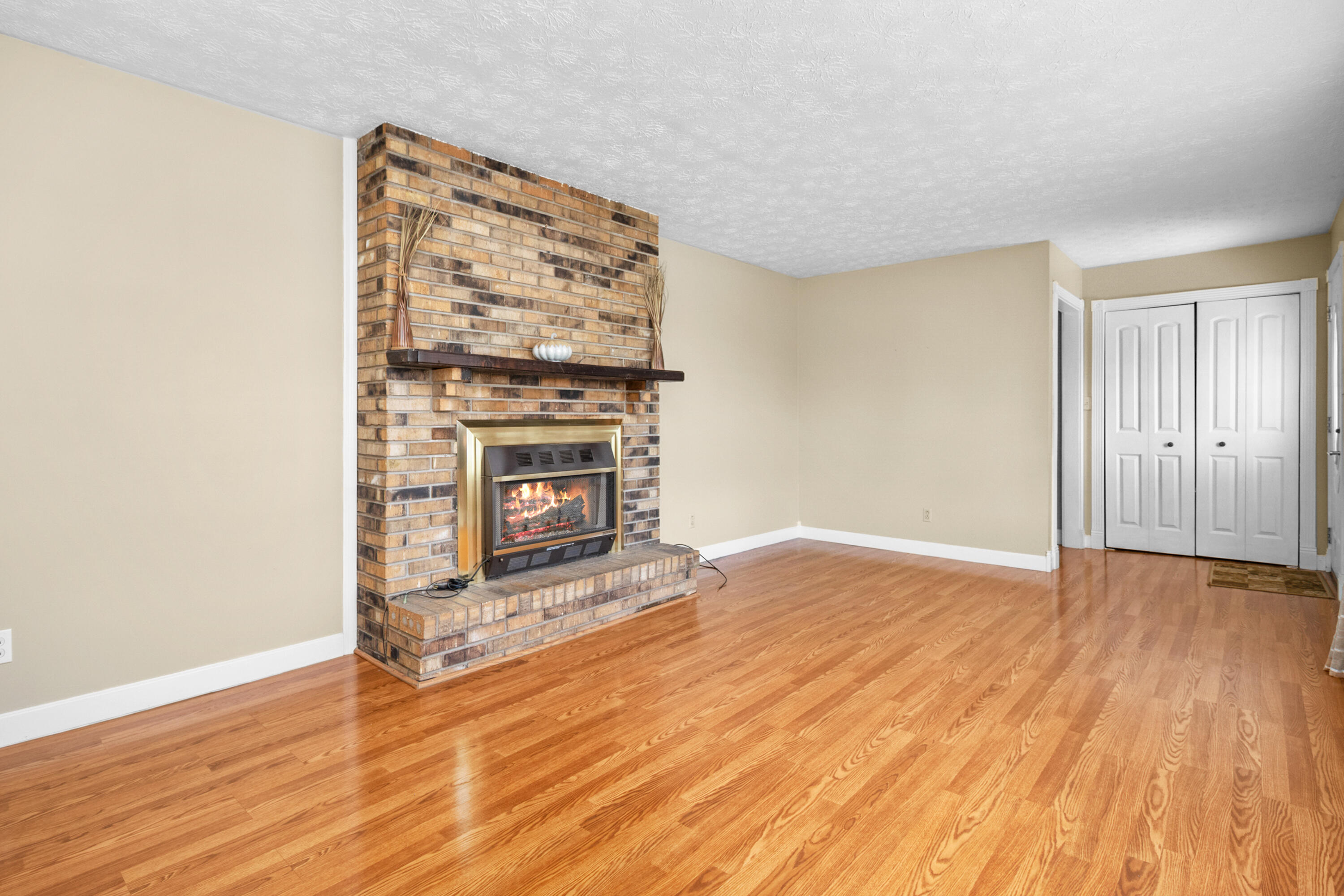 2015 Old Whitley Road Property Photo 12