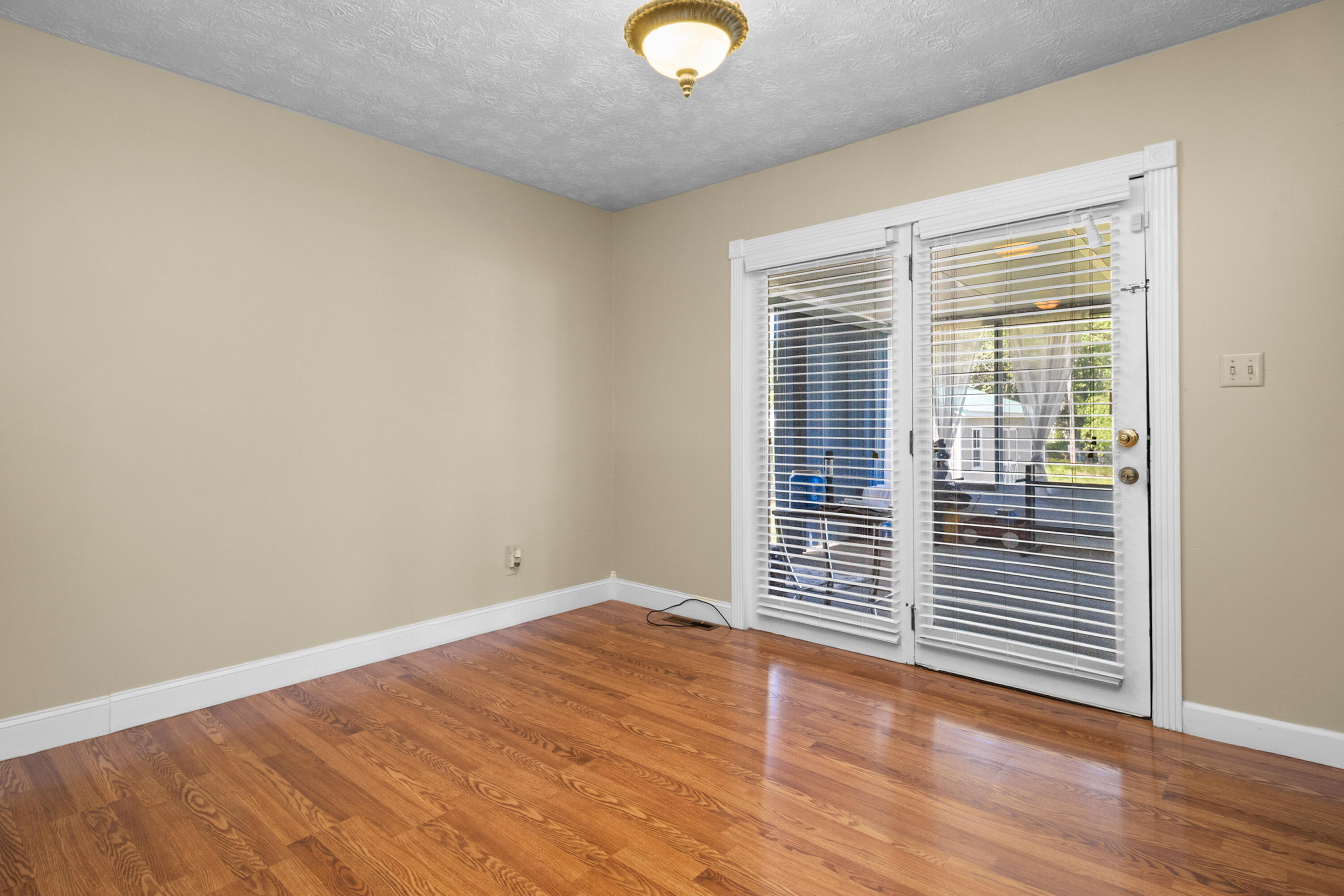 2015 Old Whitley Road Property Photo 32