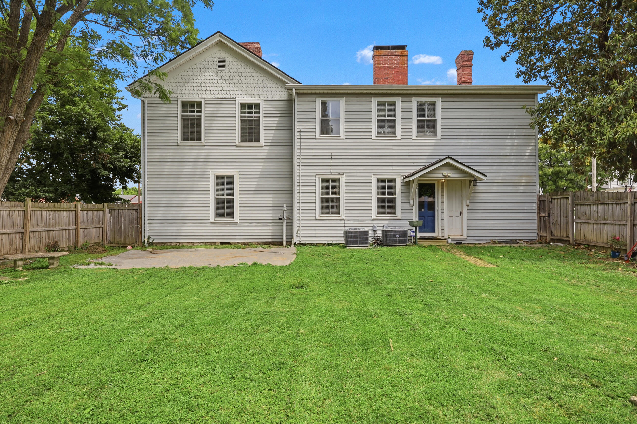 222 E Lexington Street Property Photo 45