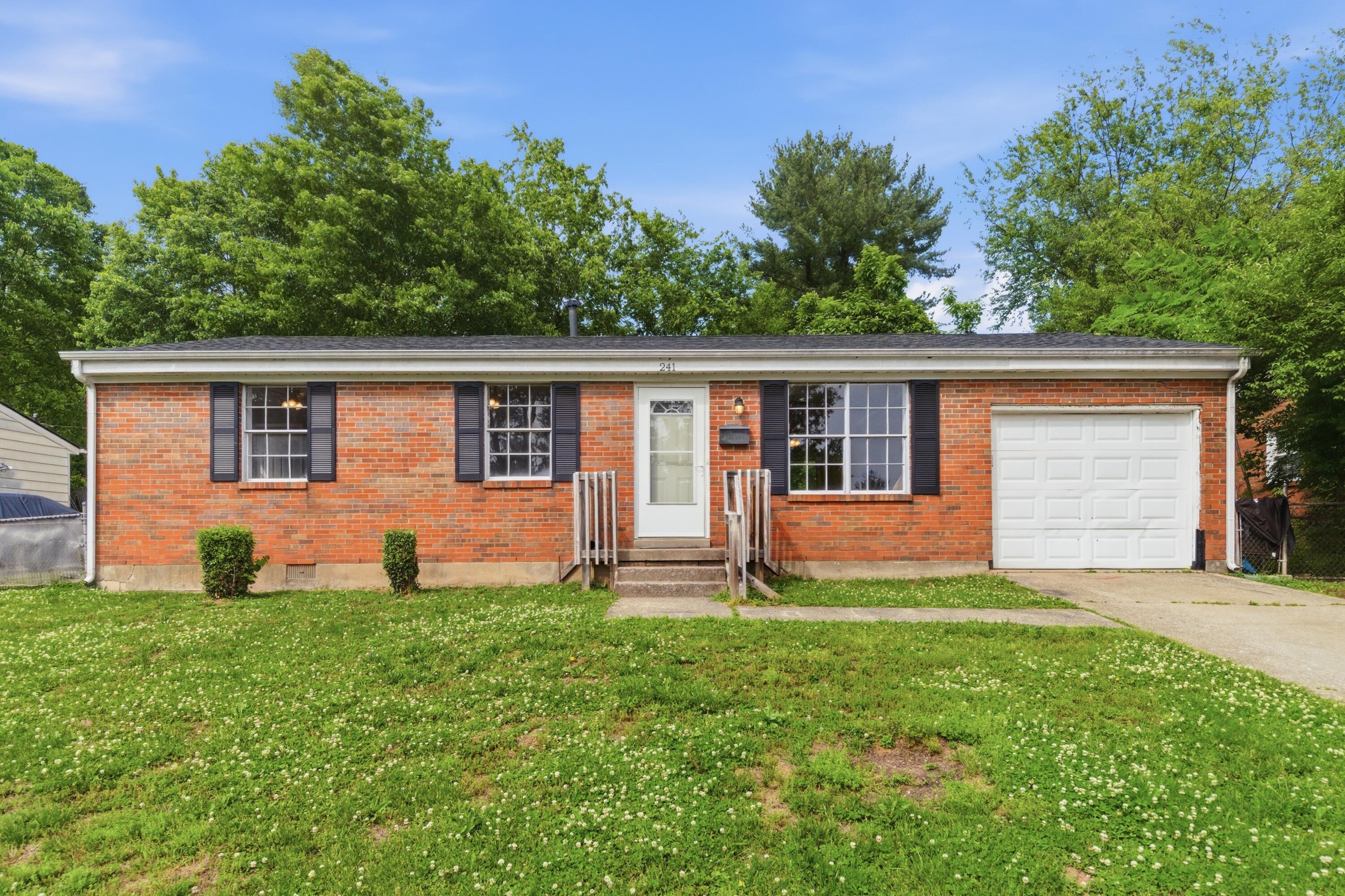 241 Hickory Drive Property Photo 1