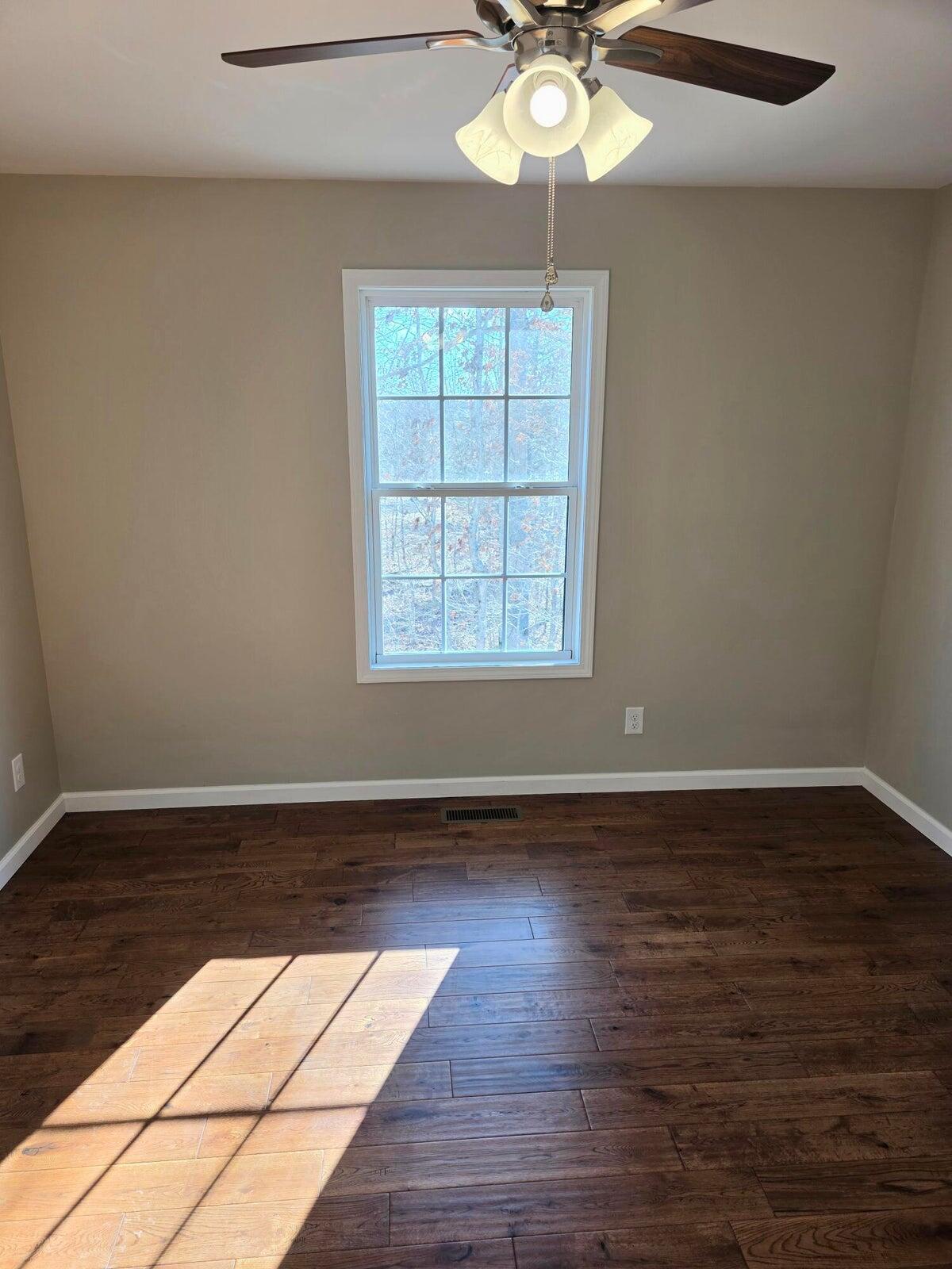 54 Emily Lane Property Photo 15