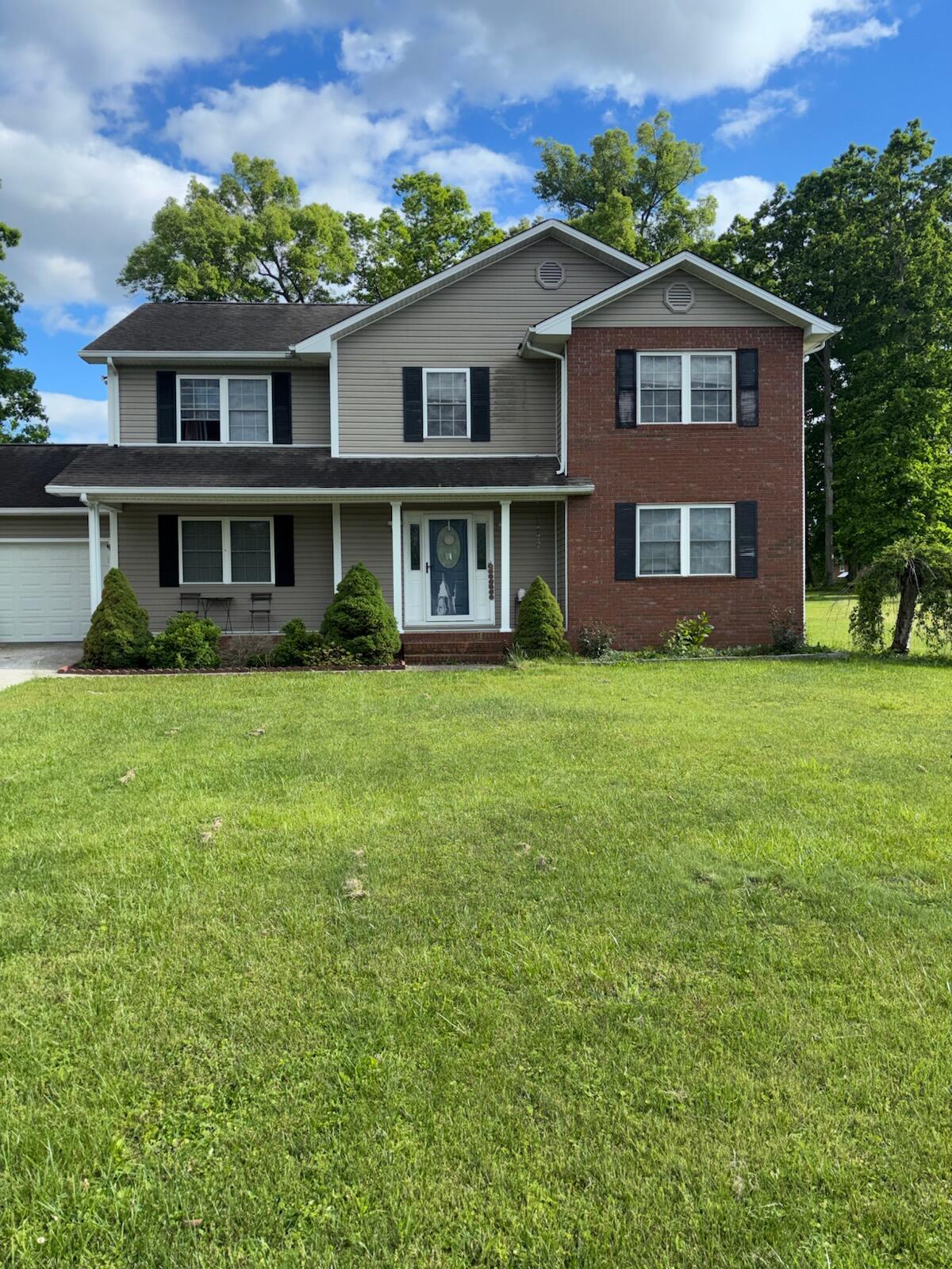 55 Fox Trail Property Photo 2