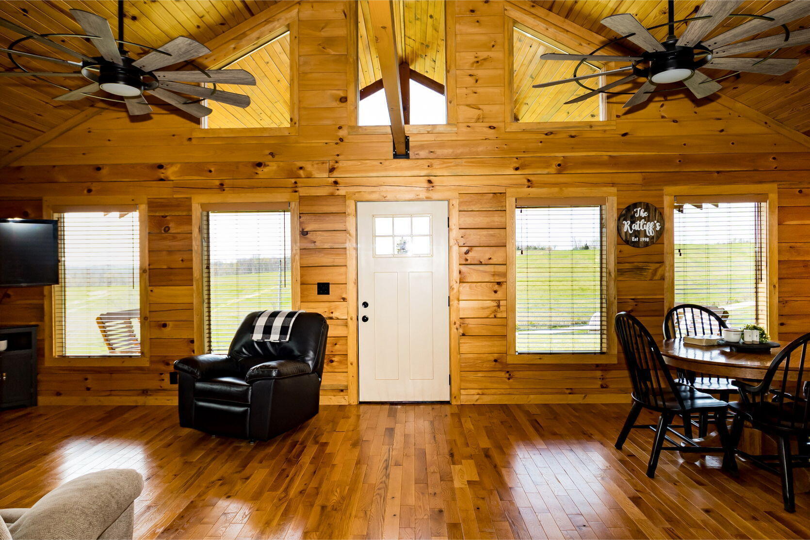 486 Old State Road Property Photo 8