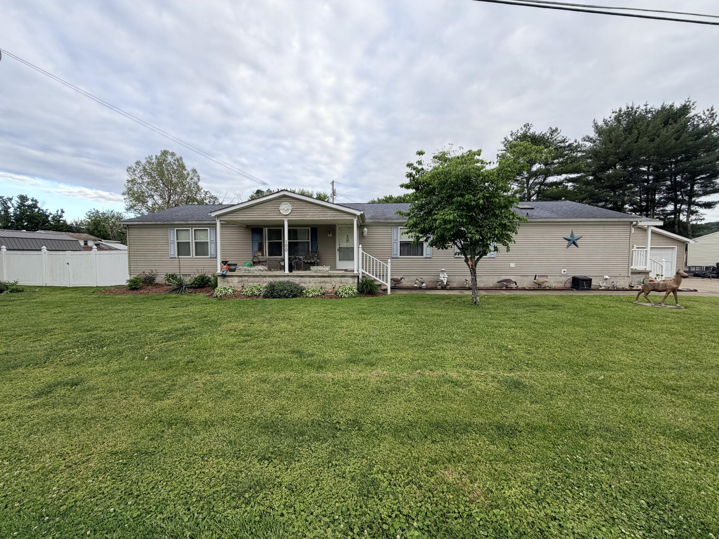 100 Blue Waters Drive Property Photo 1