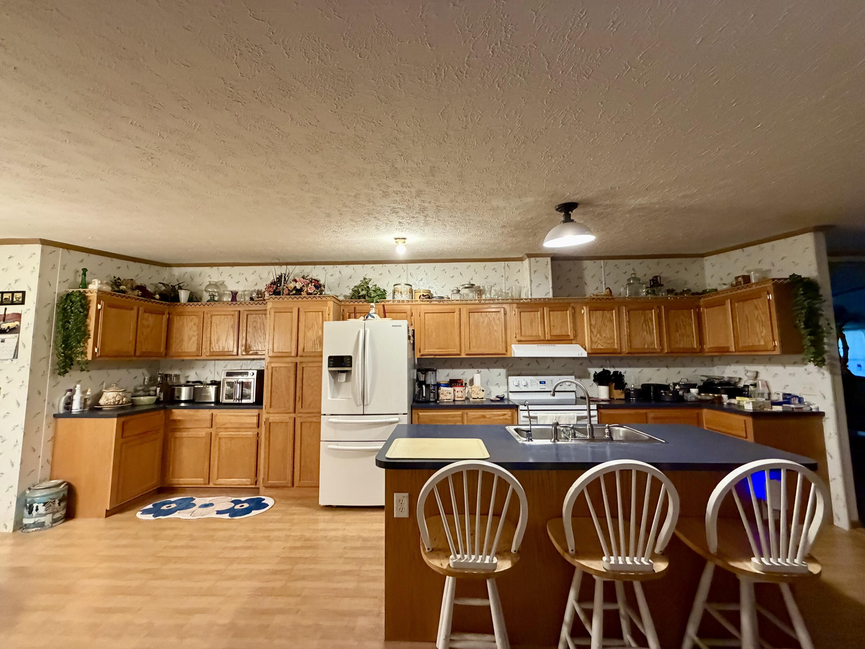 100 Blue Waters Drive Property Photo 6