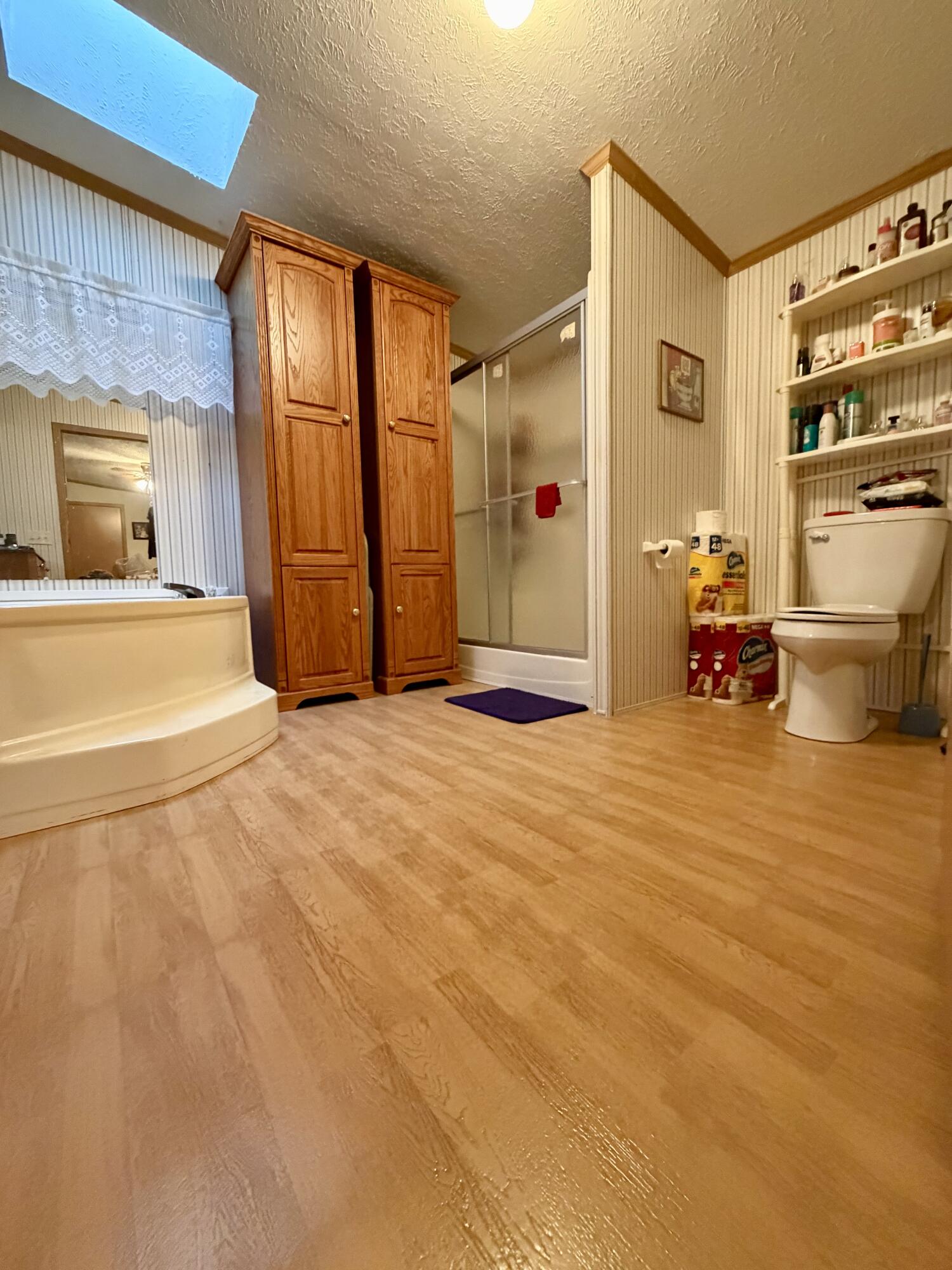 100 Blue Waters Drive Property Photo 12