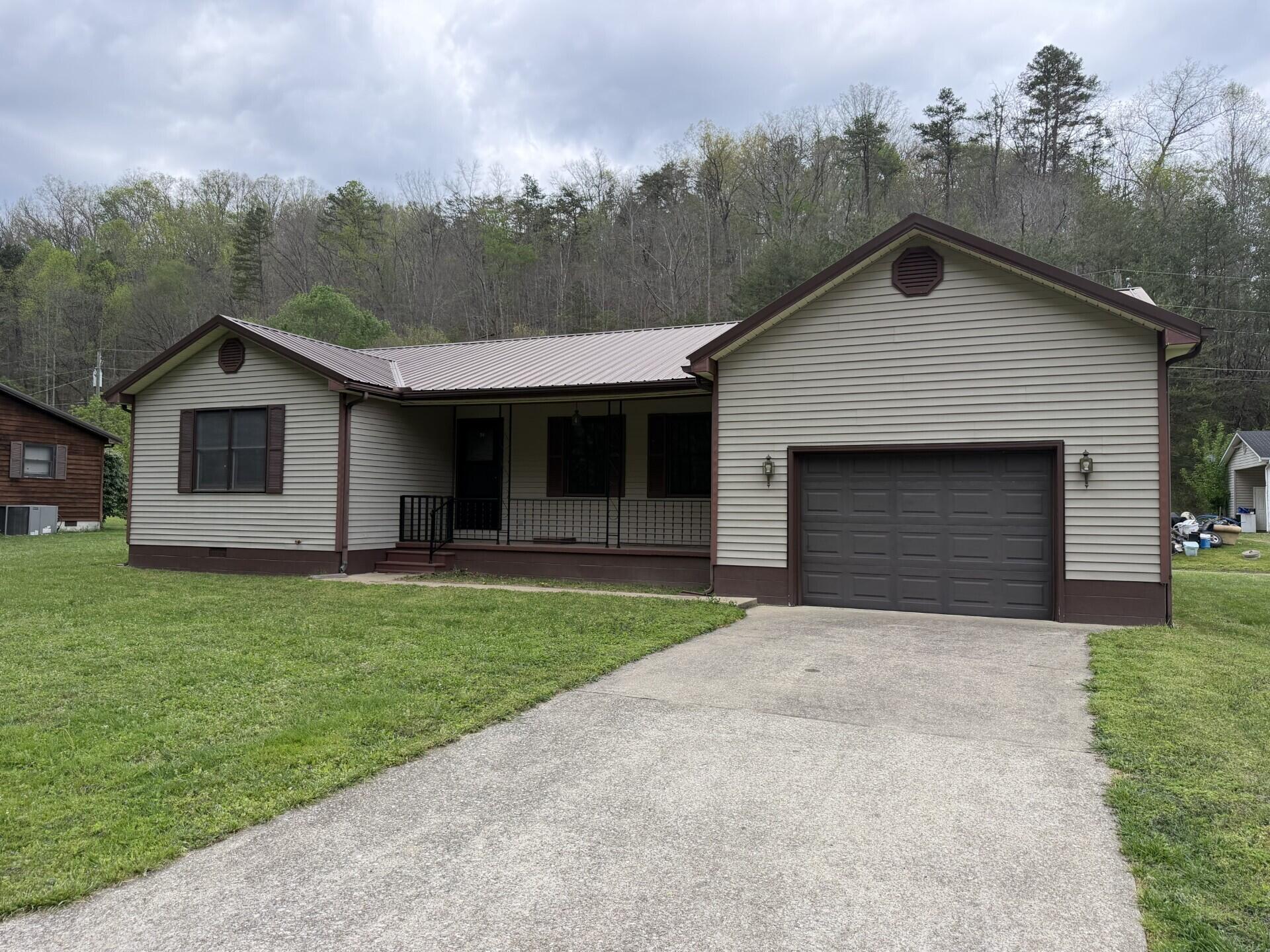 84 Bee Fork Road