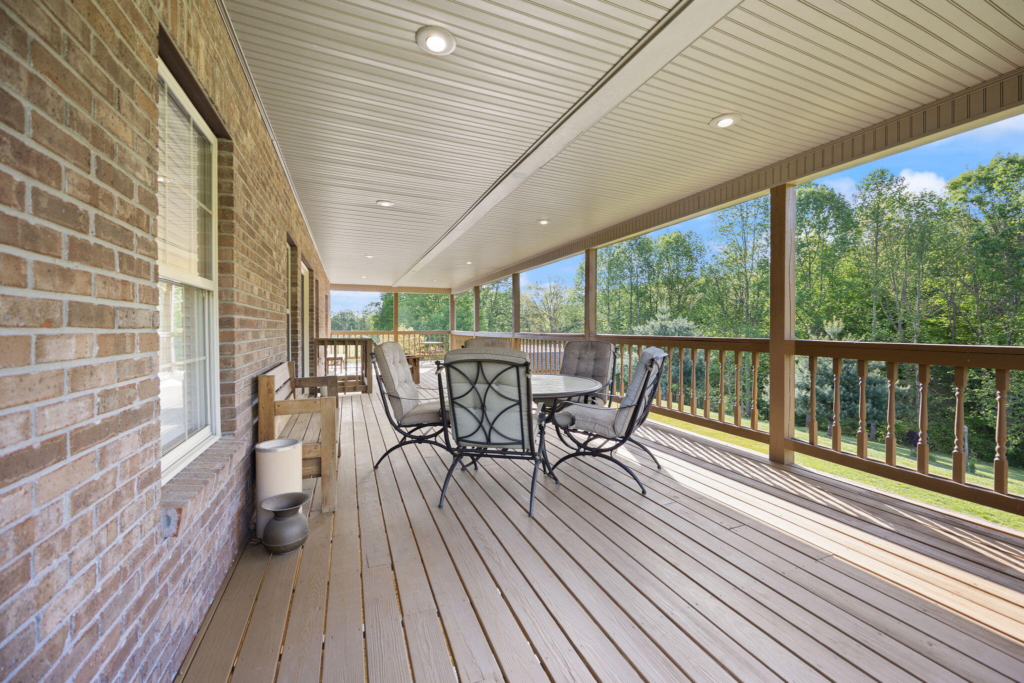 556 Murphy Lane Property Photo 10