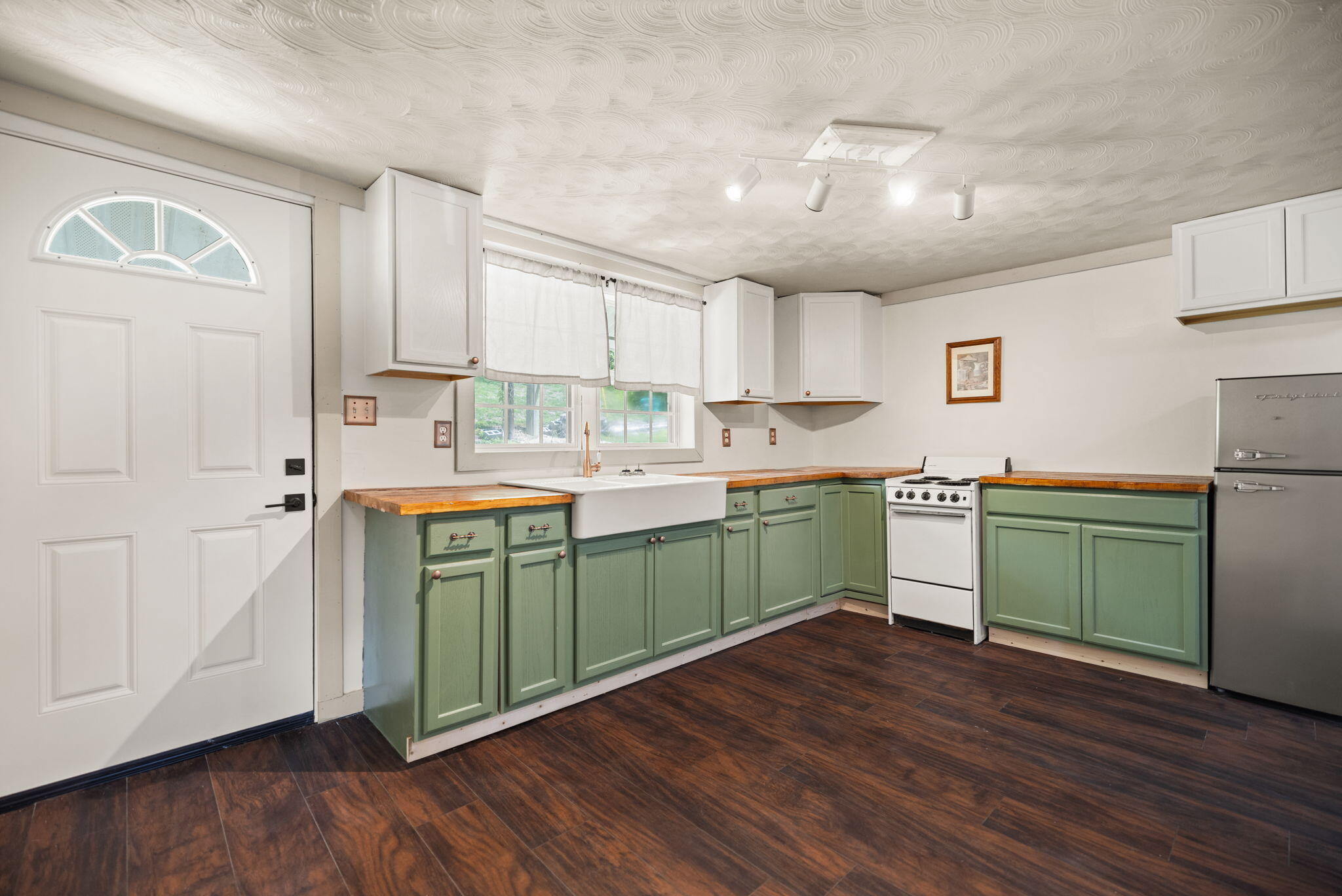 131 Barber Road Property Photo 11