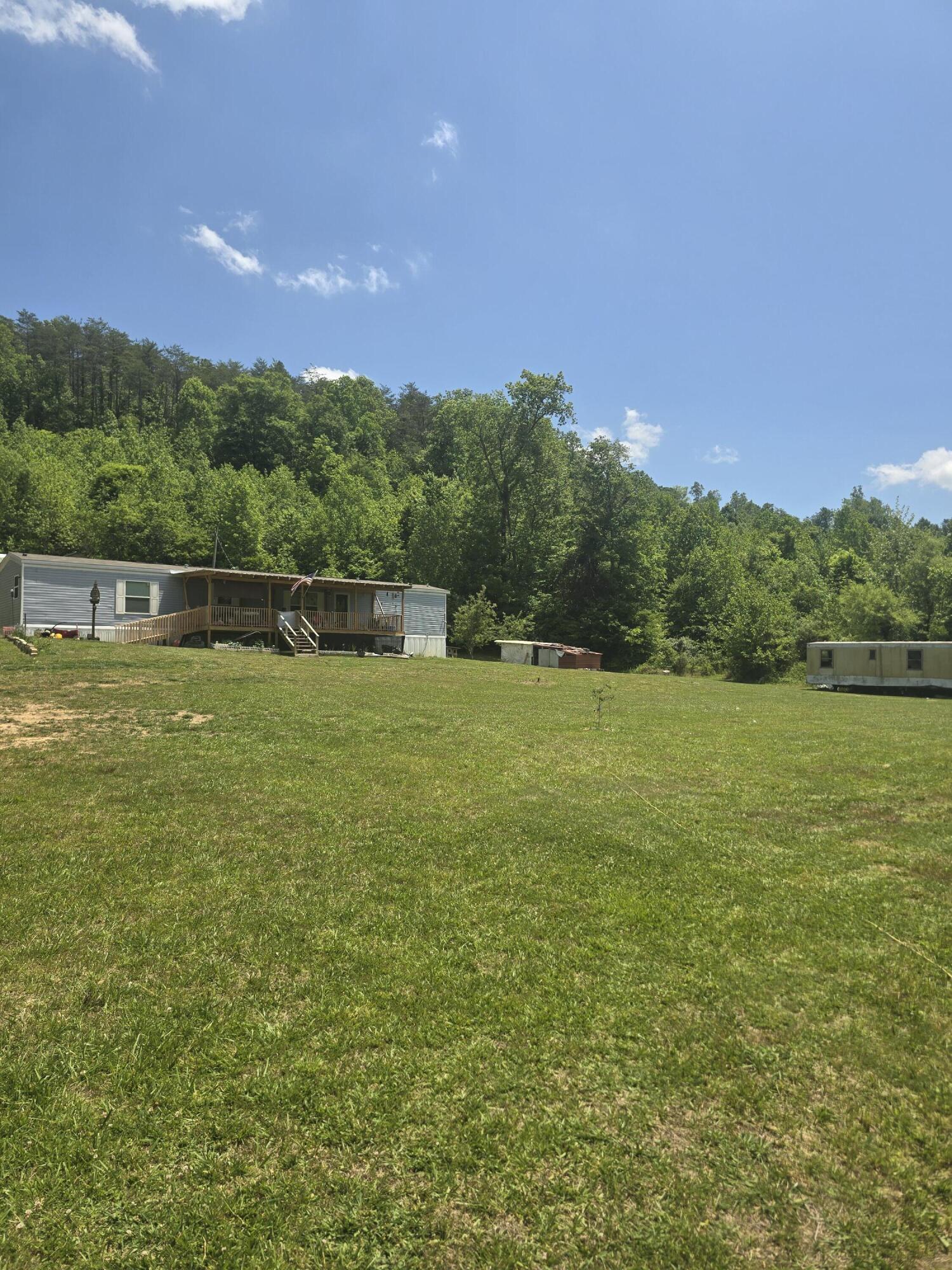 5425 S Ky 233 Property Photo 1