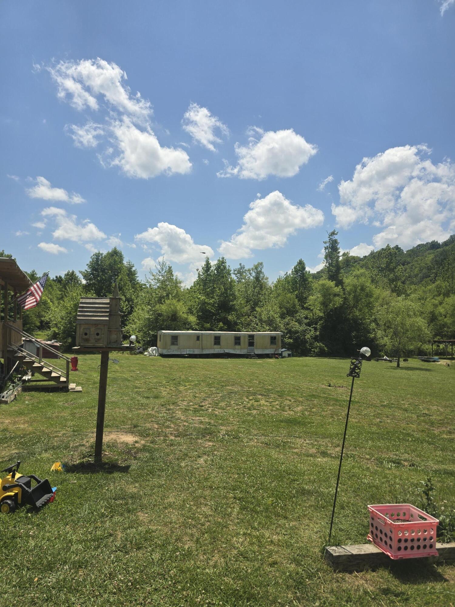 5425 S Ky 233 Property Photo 4