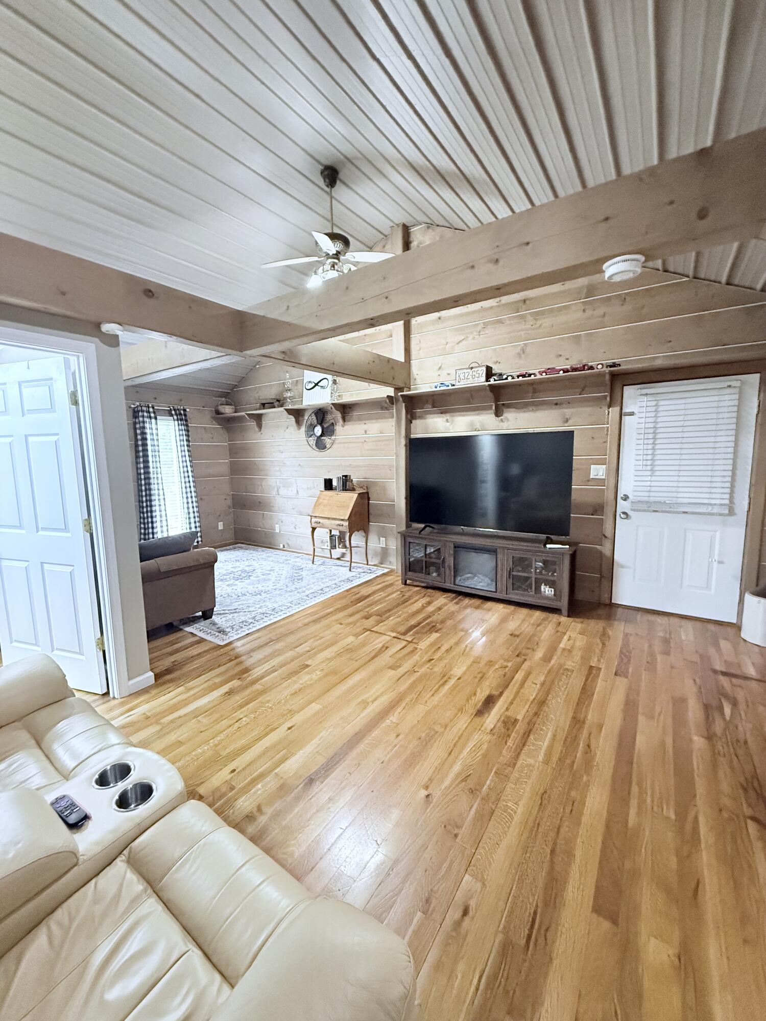 7055 W U.s. 60 Property Photo 24