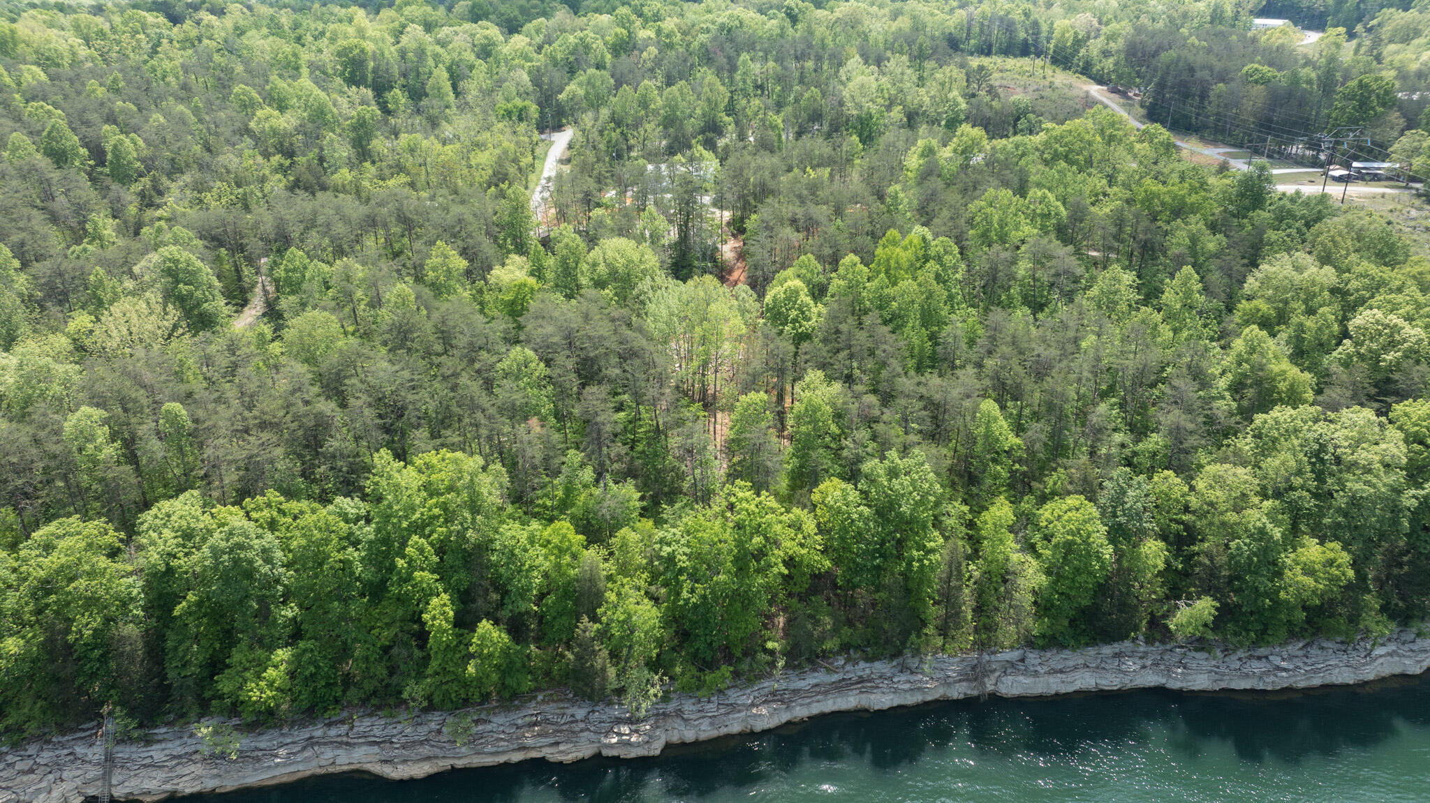 2040 Echo Point Road Property Photo 11