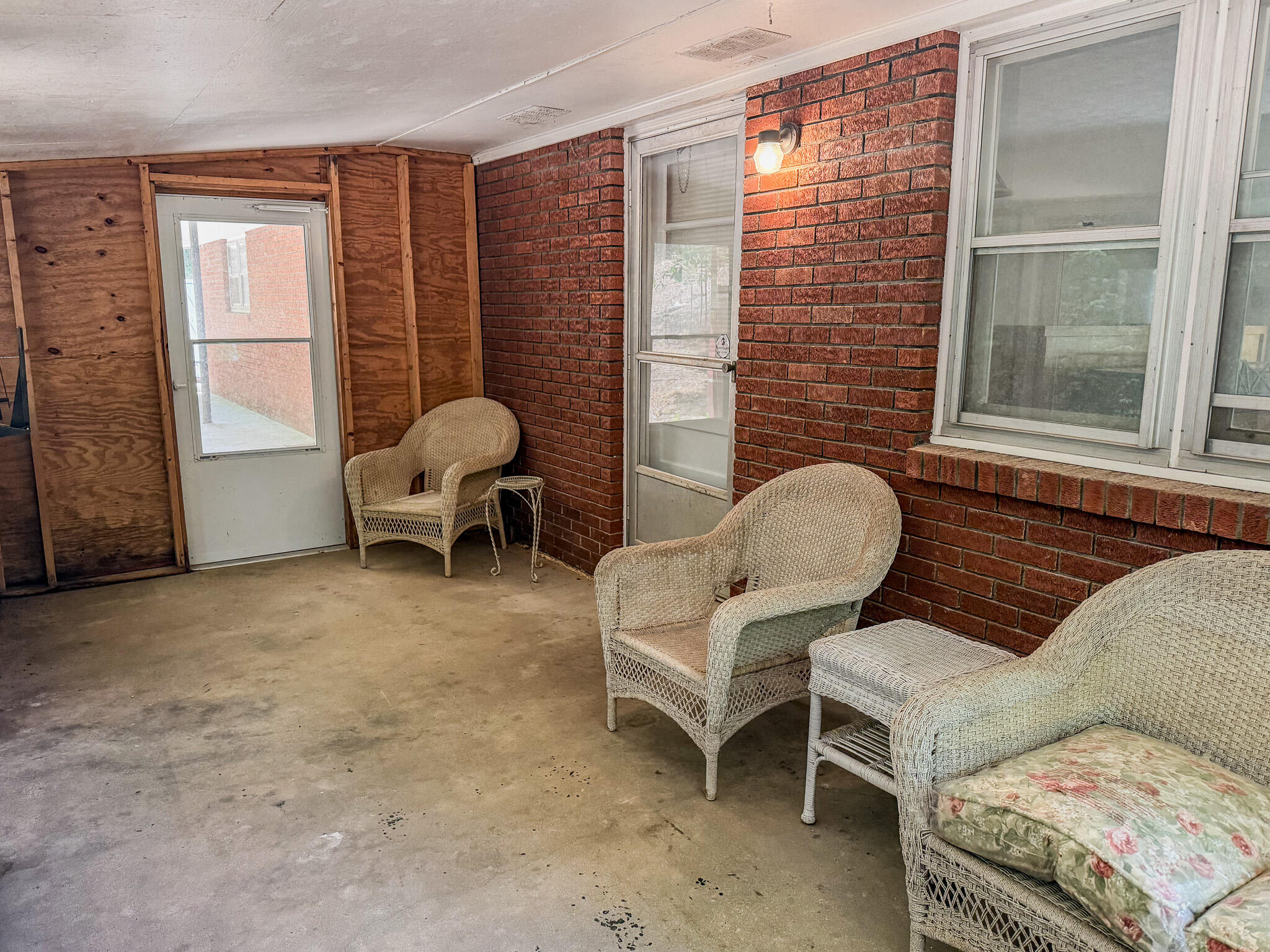 2371 State Highway 1568 Property Photo 7