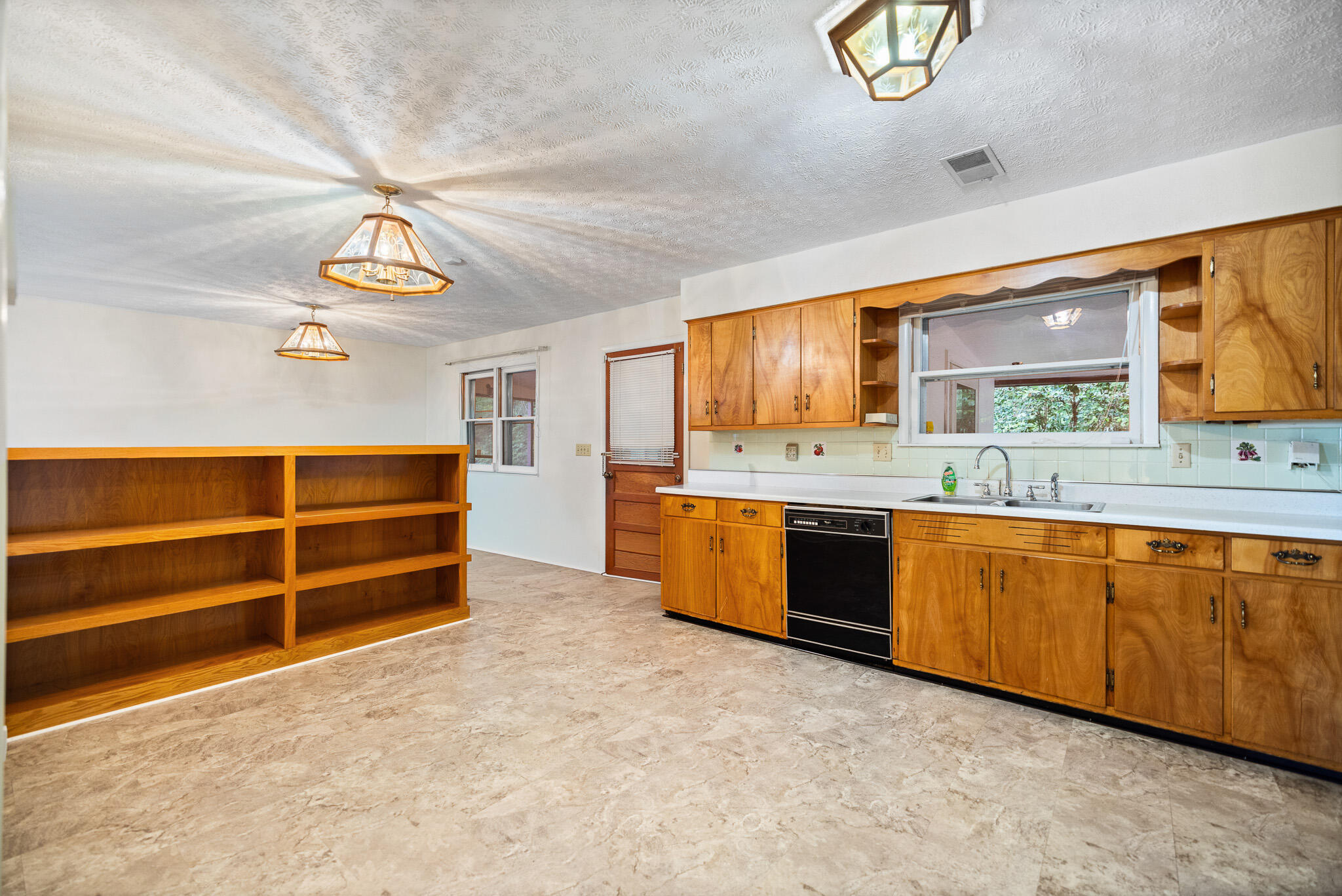 2371 State Highway 1568 Property Photo 19