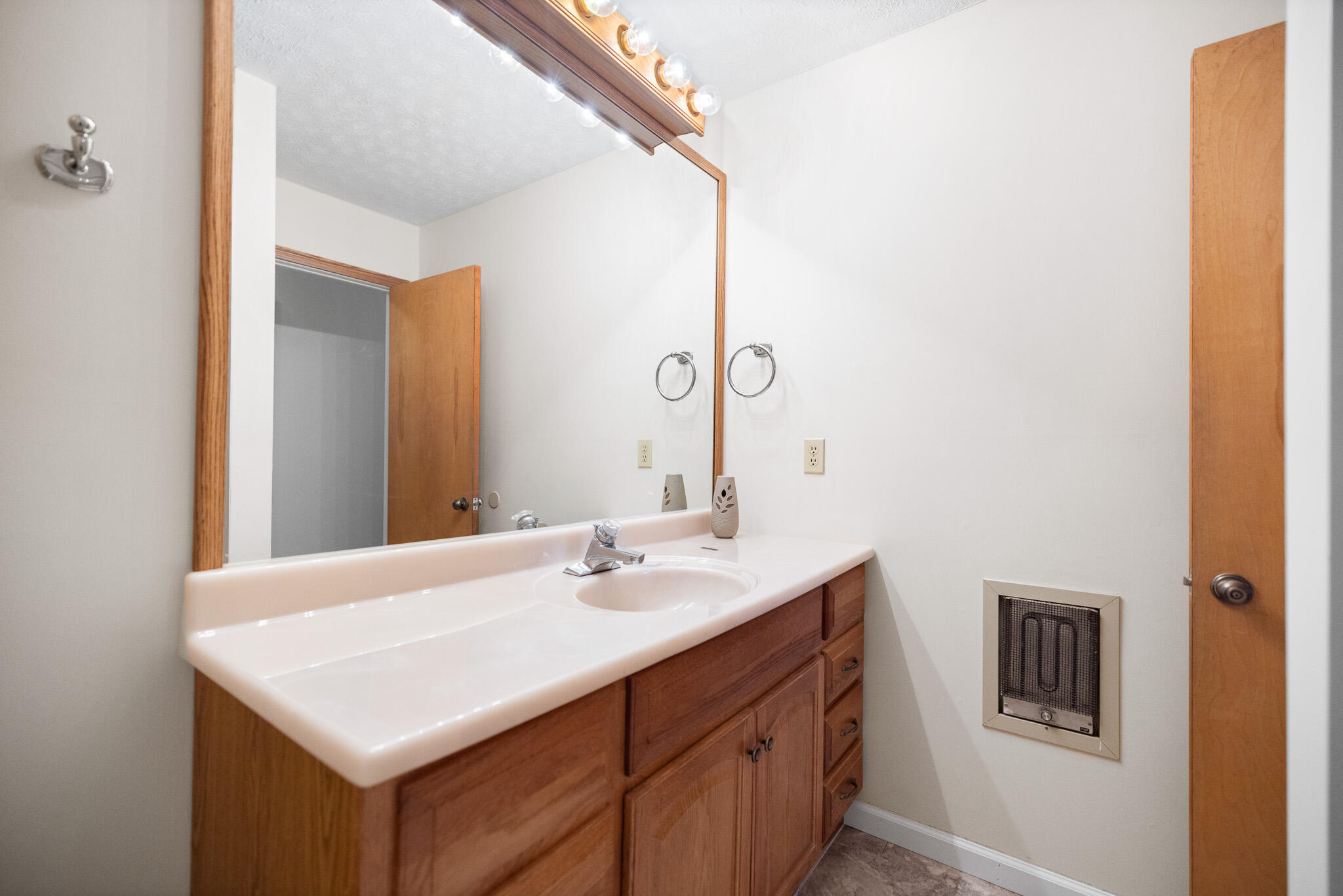 2371 State Highway 1568 Property Photo 33
